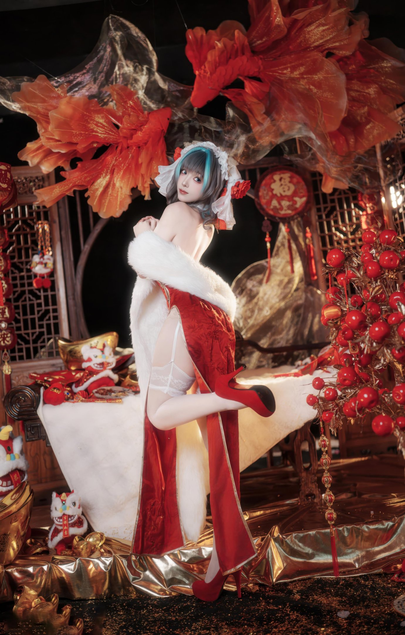 '[cosplay] Bangni邦尼 - 碧蓝航线柴郡 Tết Nguyên Đán: Áo Dài Đỏ, Tất Trắng, Khỏa Thân 66P7V'