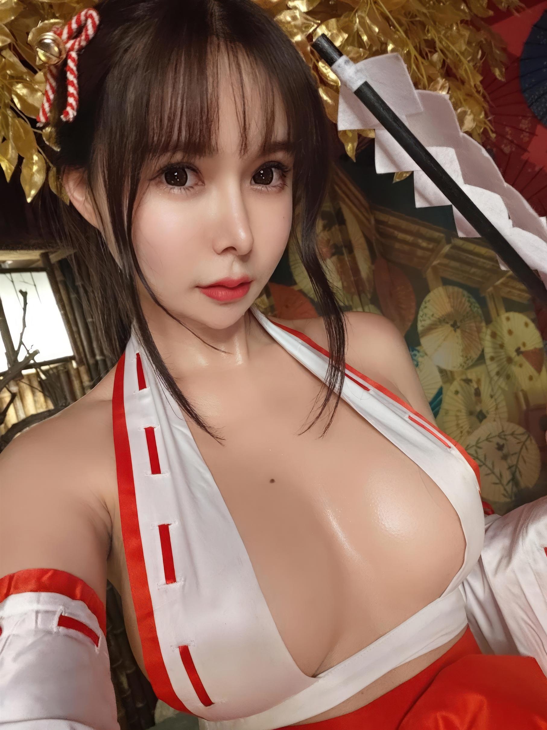 [写真] アマゾンキャットフィッシュ - 水無月巫女：桜神社巫女装 美胸古風写真 28P