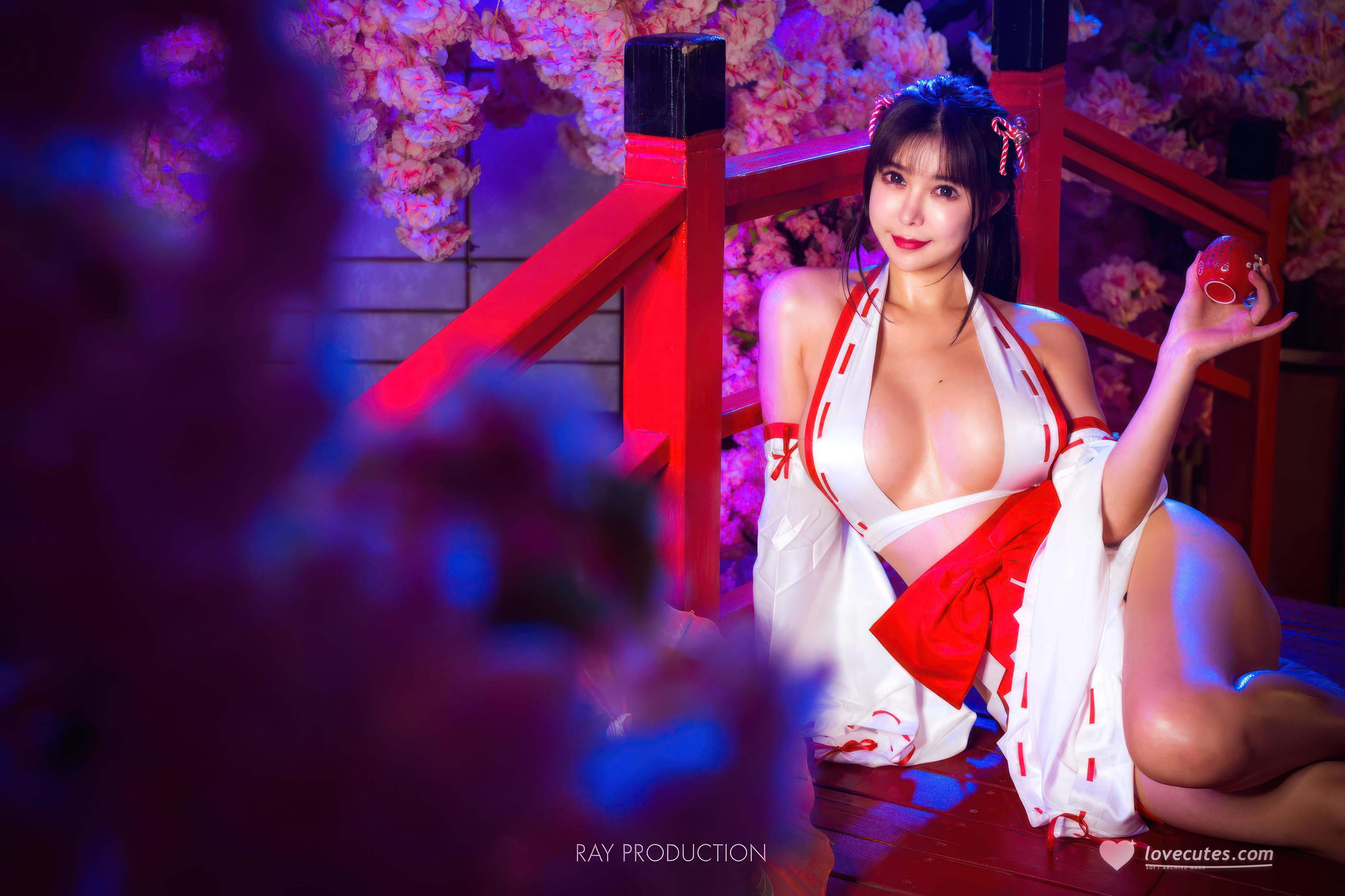 [写真] アマゾンキャットフィッシュ - 水無月巫女：桜神社巫女装 美胸古風写真 28P