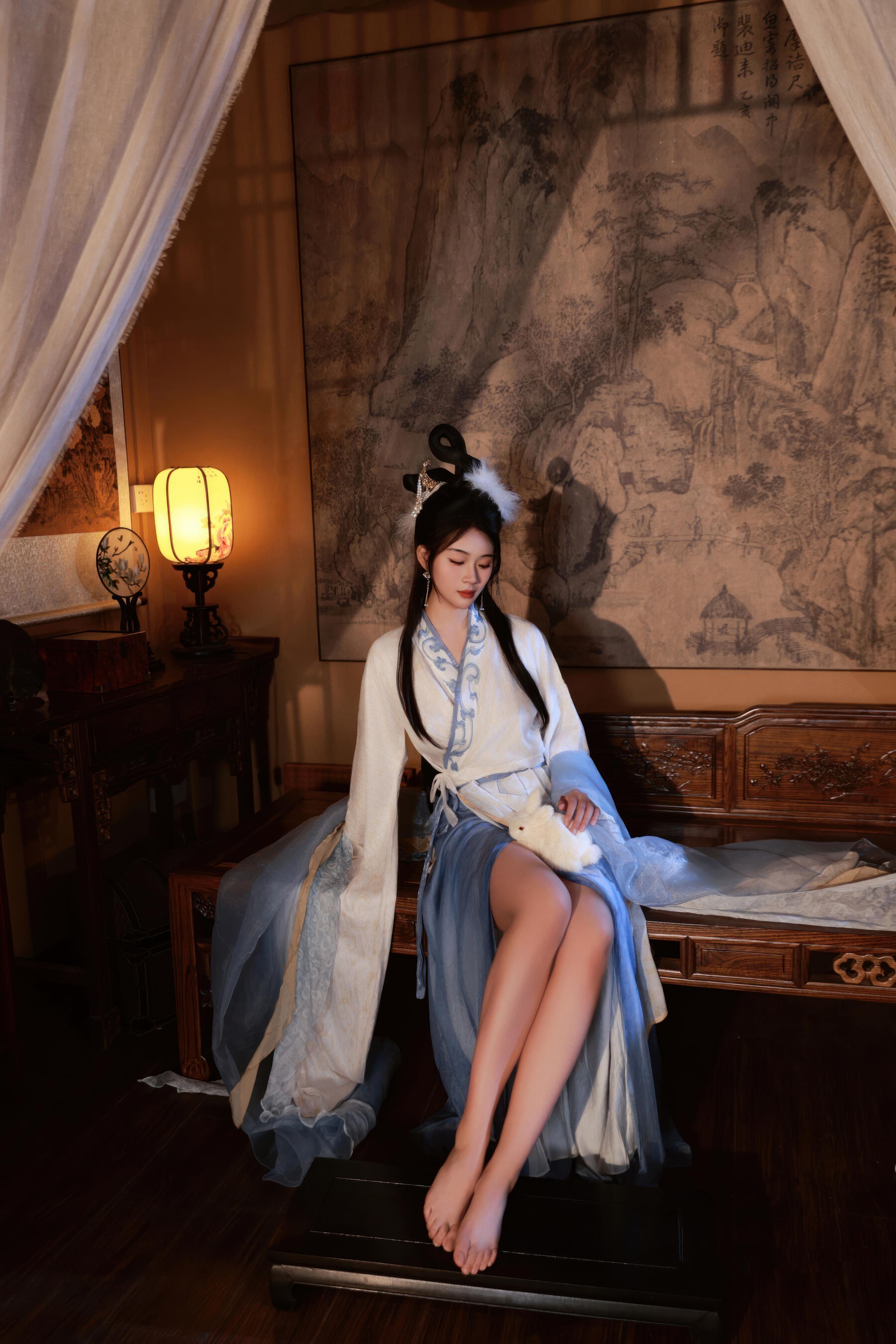 [Private Collection] Nan Qiao - Mid-Autumn Themed Ancient Style Hanfu Chang'e: Light Veil Ancient Style Stickers and Beauty Shots 114P