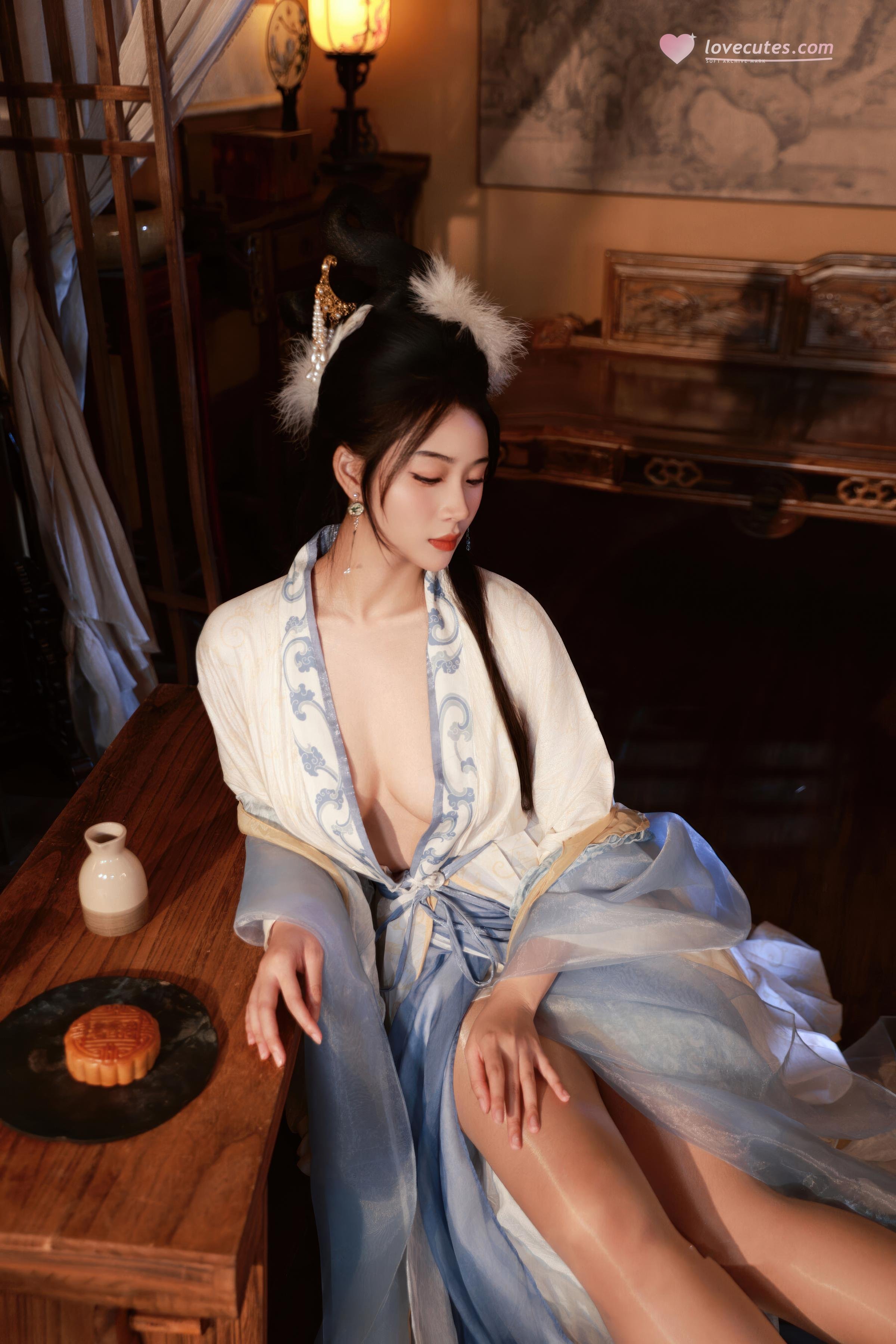 [Private Collection] Nan Qiao - Mid-Autumn Themed Ancient Style Hanfu Chang'e: Light Veil Ancient Style Stickers and Beauty Shots 114P