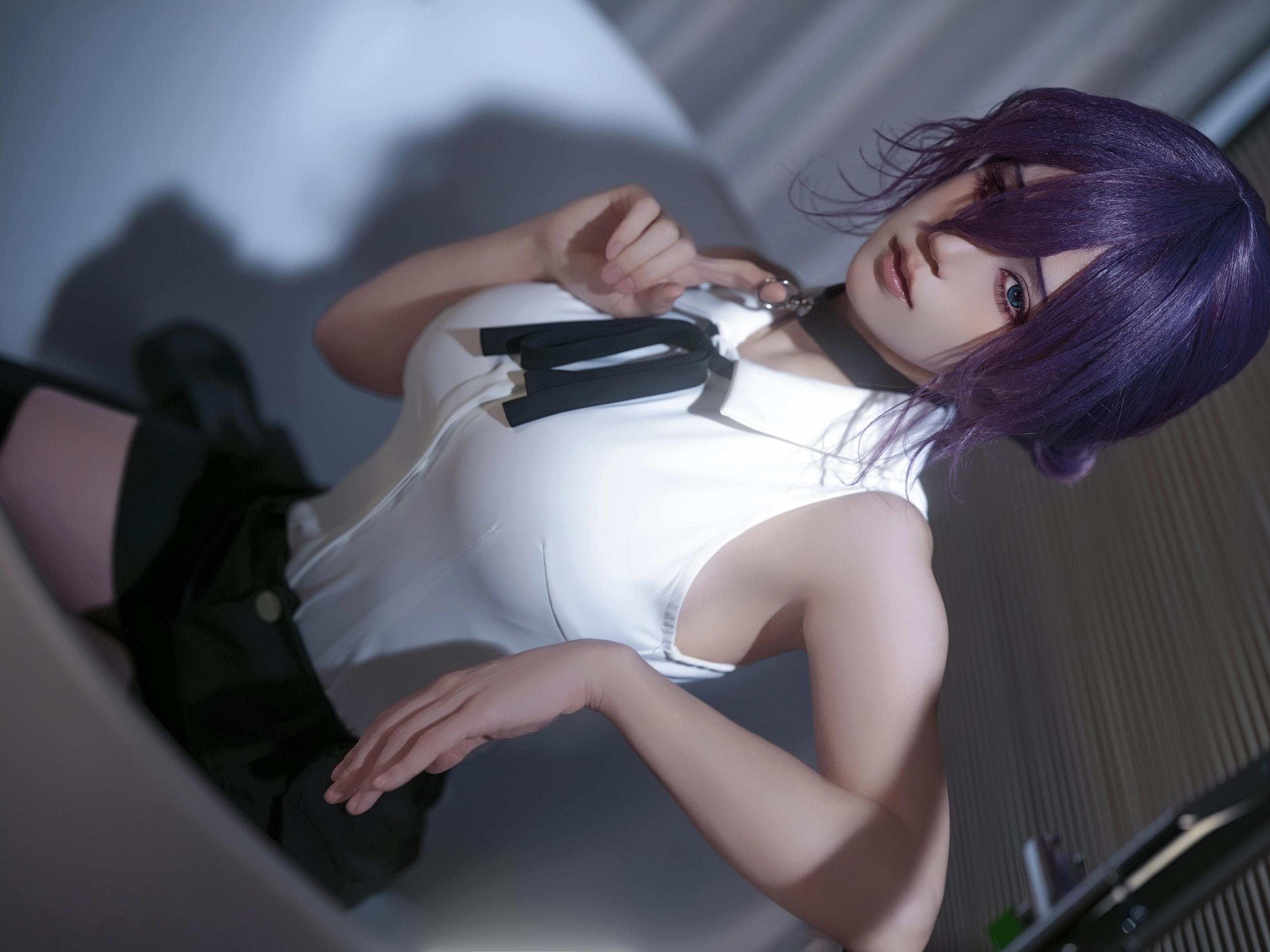 [คอสเพลย์] 小仓千代w - Chainsaw Man เลเซ่: ผมม่วง เสื้อเชิ้ตขาว ถุงน่องขาว การสร้างตัวละคร 32P