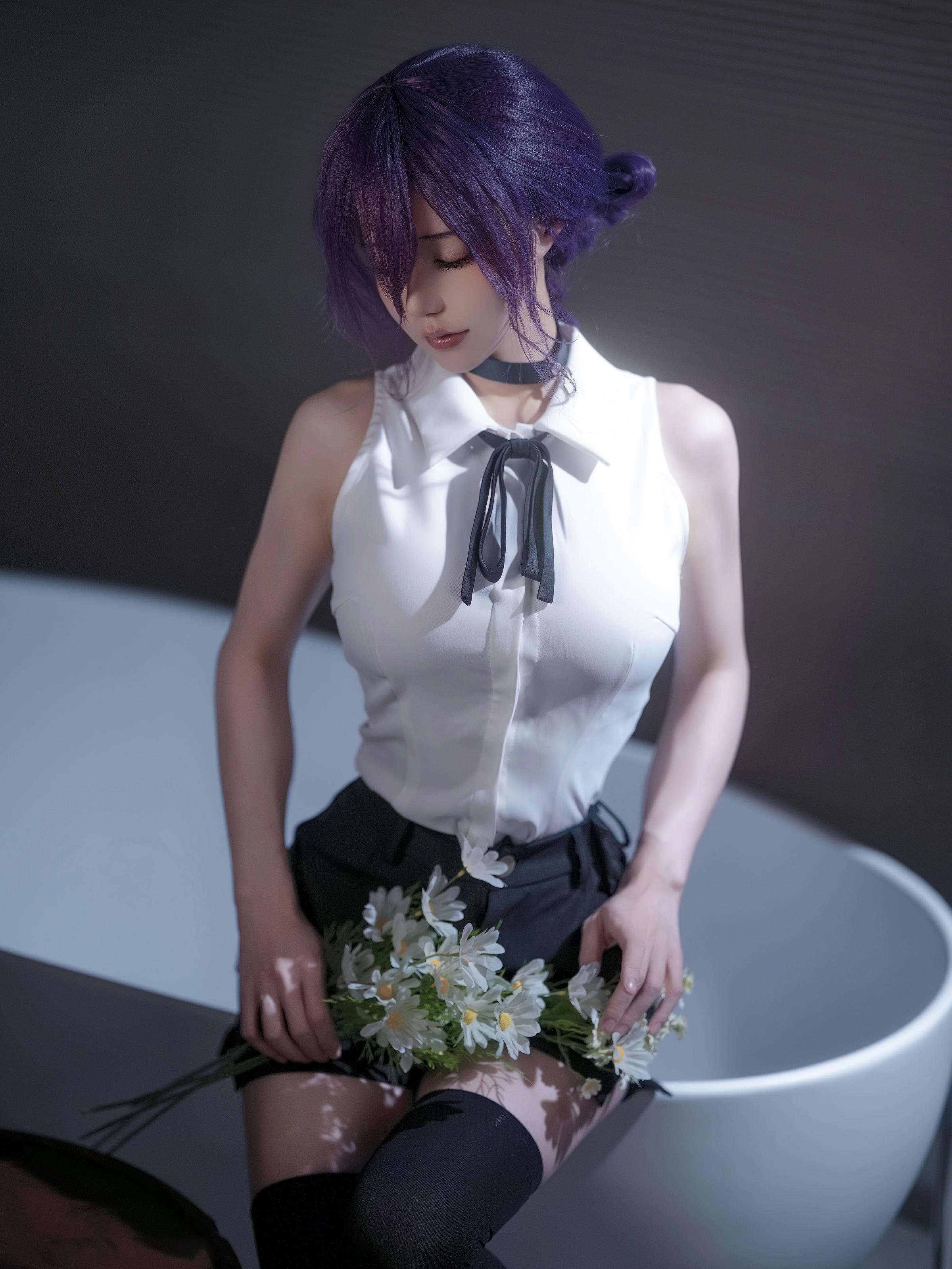 [cosplay] 小倉千代w - 鏈鋸人 蕾塞：紫髮白襯衫白絲襪 角色還原 32P