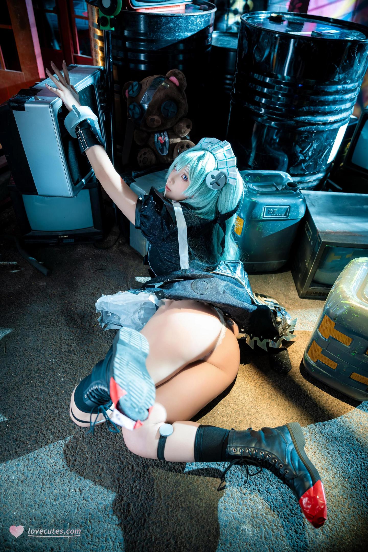 【コスプレ】小和甜酒 - 绝区零 可琳：緑髪メイドの機械シーン 69P