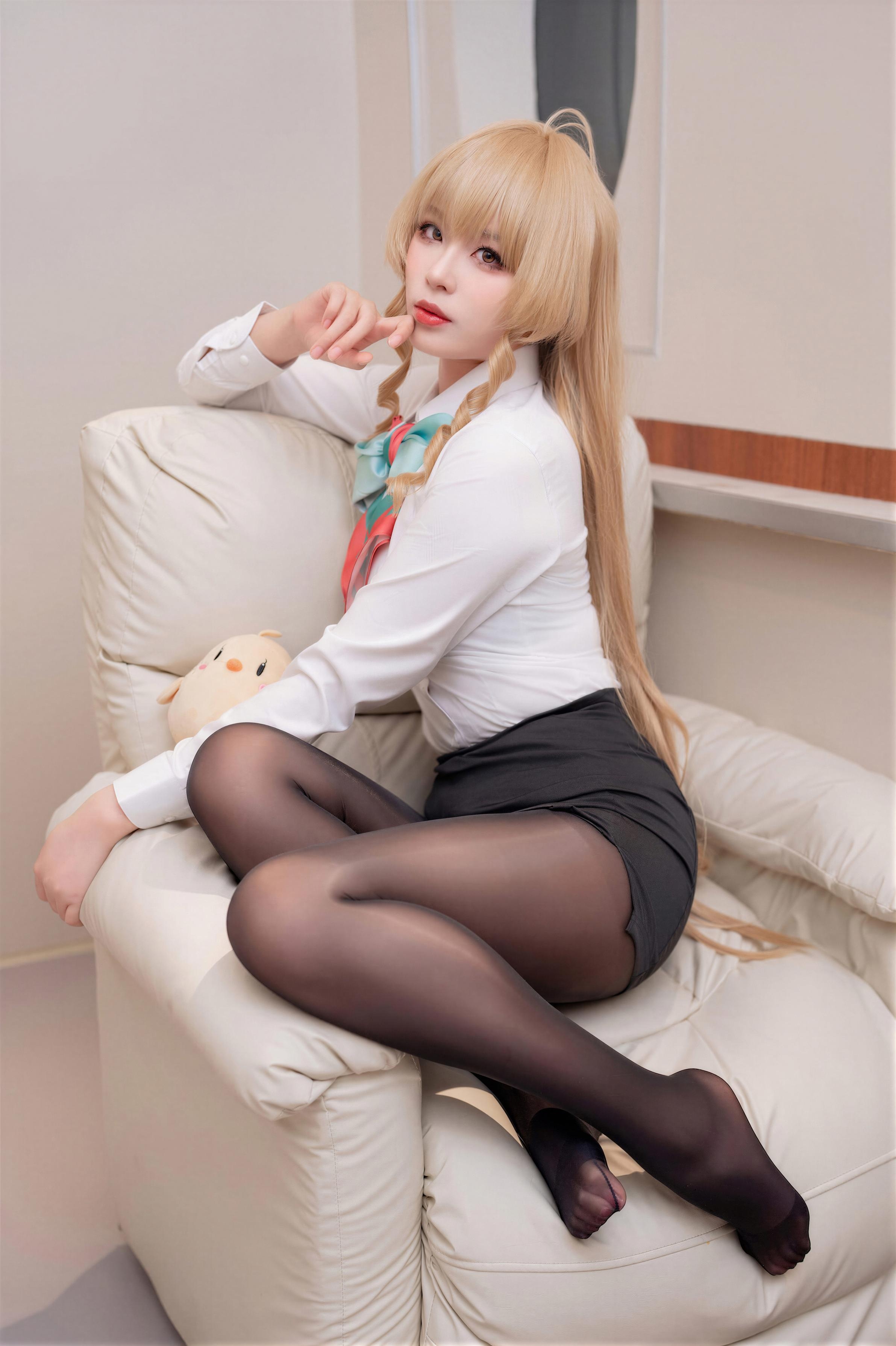 【cosplay】軒蕭學姐 - 碧藍航線 安德烈亞 安心舒適之旅：黑絲制服美腿 50P1V