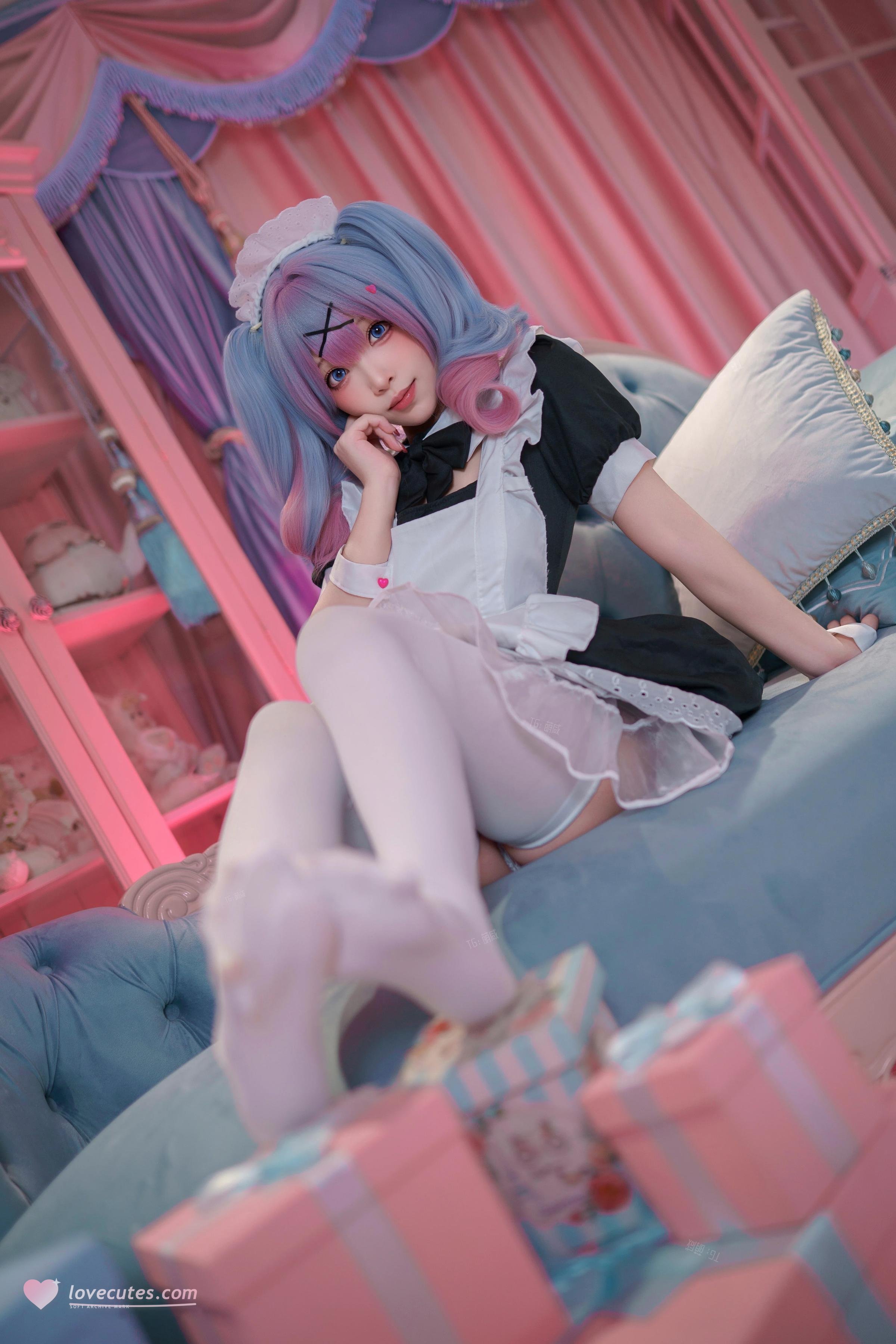 '[cosplay] Bangni邦尼 - Hatsune Miku Người Hầu Bếp Thỏ: Người Hầu Tóc Xanh, Vớ Trắng, Lộ Đùi - Tái Hiện Đầy Đủ 82P'
