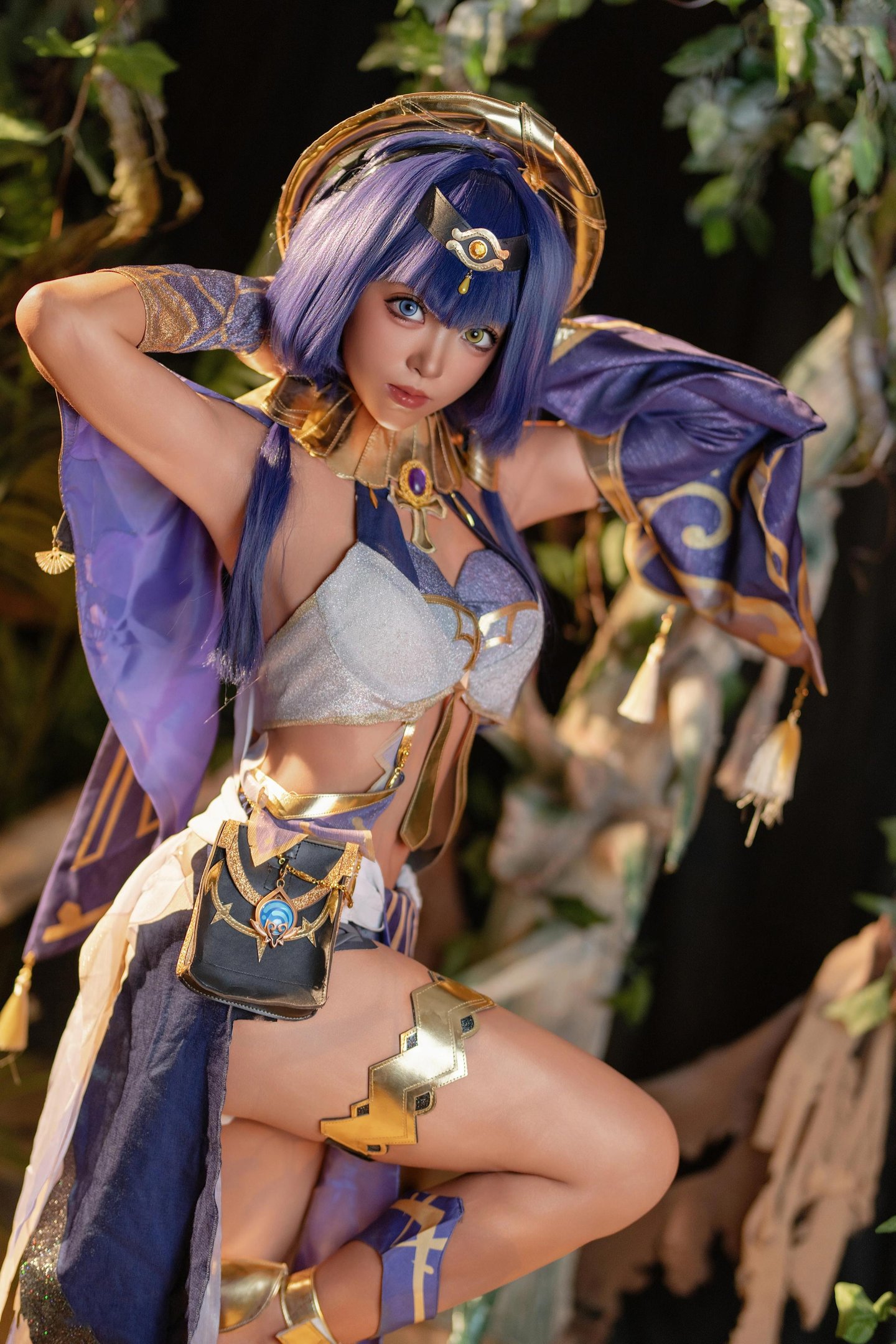 【コスプレ】Bangni邦尼 - 原神 坎蒂丝：沙地金饰高跟 露臀大尺度再現 70P