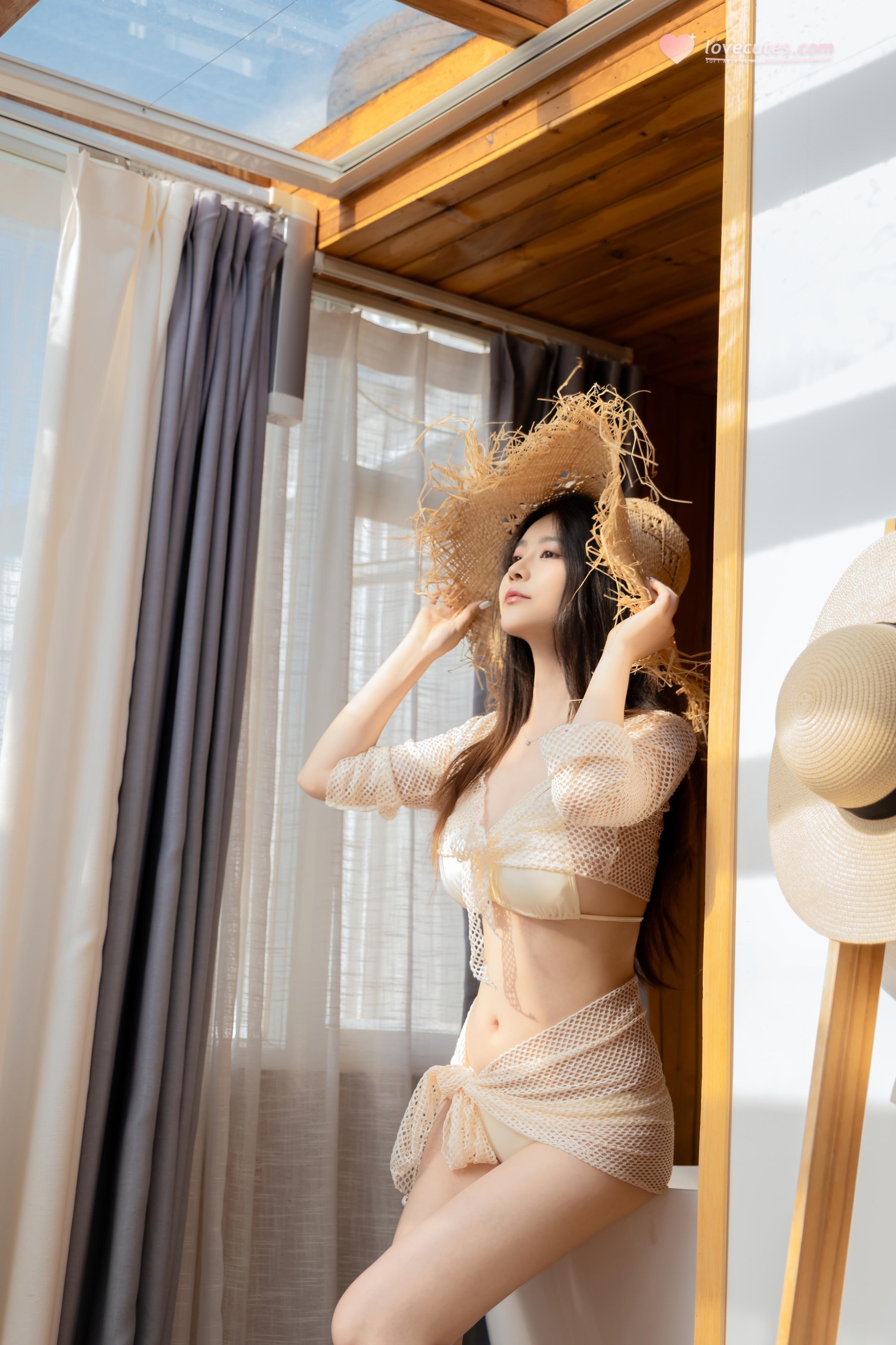 [写真] 年年Nnian - 夏の陽射し：バスタブの白いドレスと半裸の美胸 80P