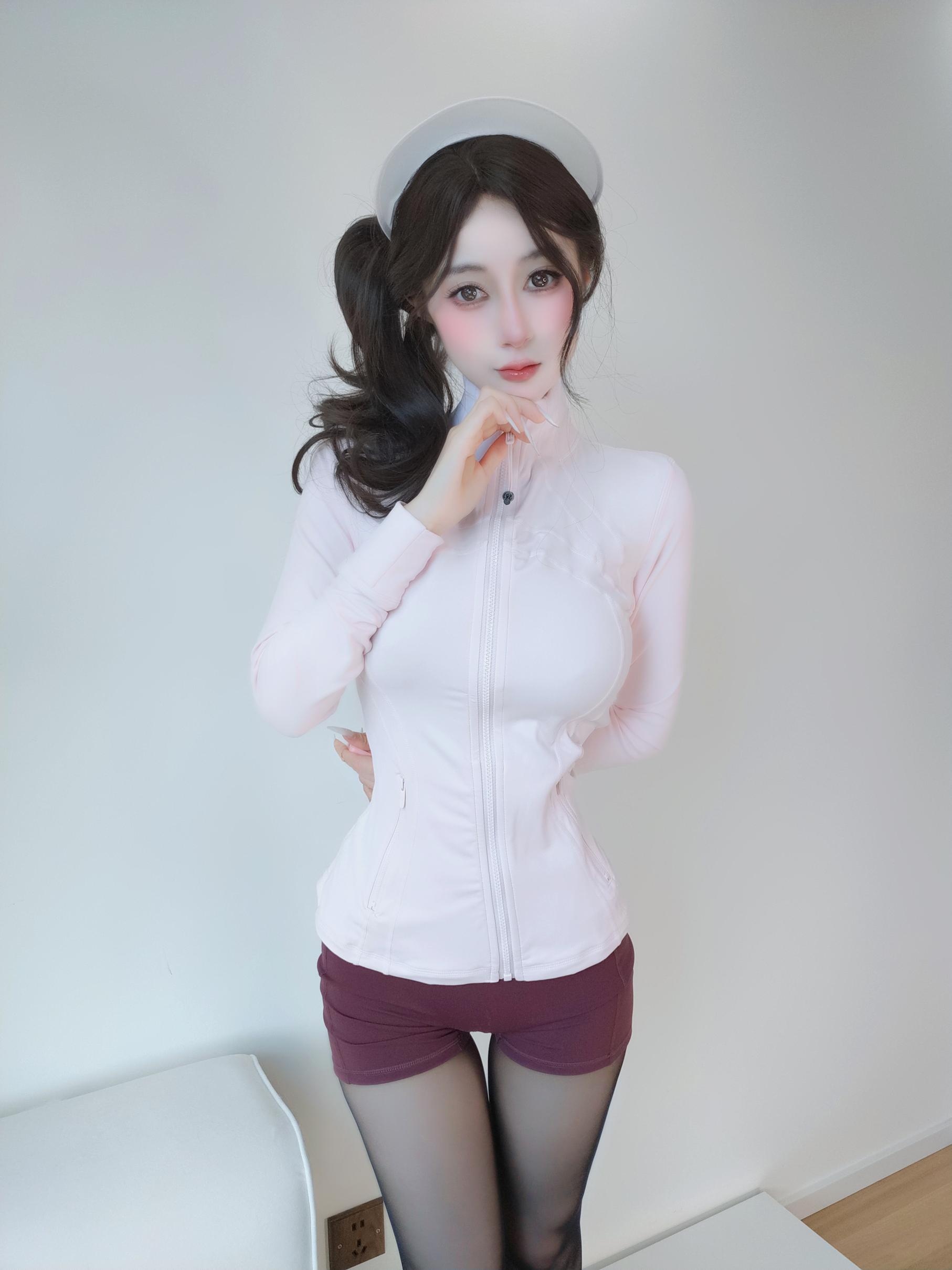 [私房] 白银81 - 自撮り Vol.102：透视上衣热裤自拍 巨乳私房 115P5V