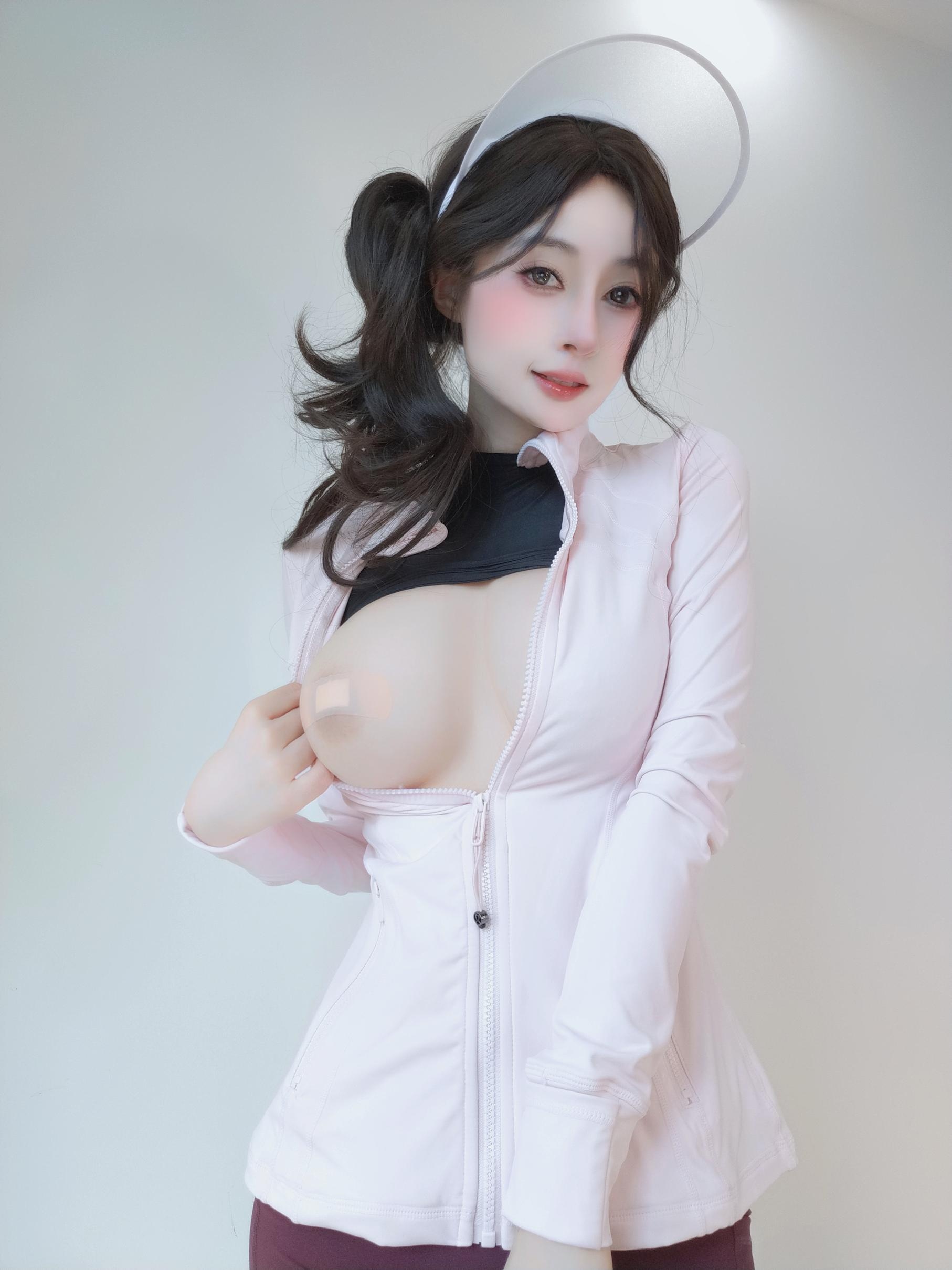 [Private] Silver 81 - Selfies Vol. 102: Sheer Top & Hot Pants Selfies, Big Breasts Private Collection 115P5V