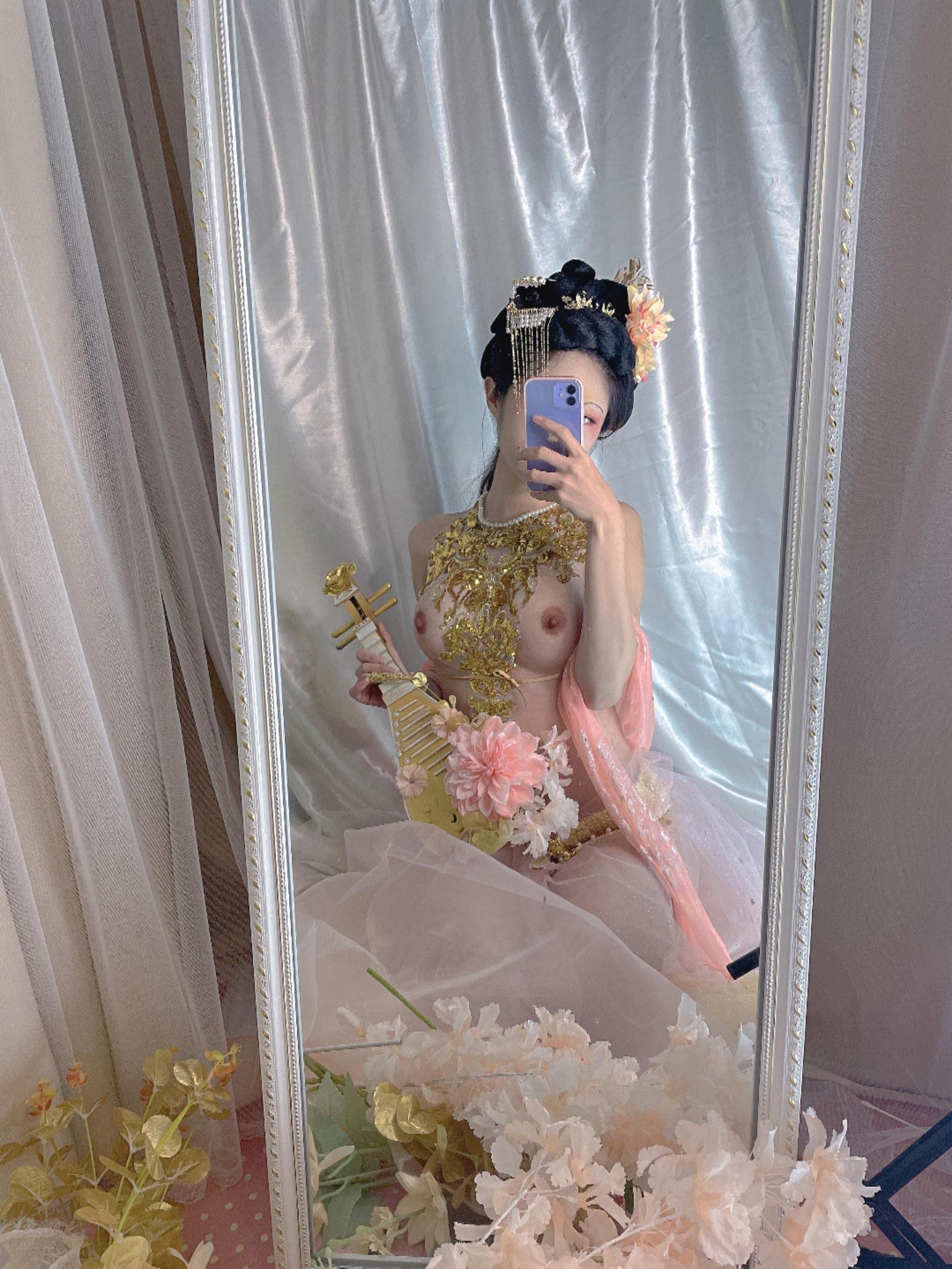 [私房] ไทเทเนียม TiTi - กุ้ยเฟย: ผ้าบางสีชมพูอ่อนกับอกเปลือยสวยงาม สไตล์โบราณ 32P