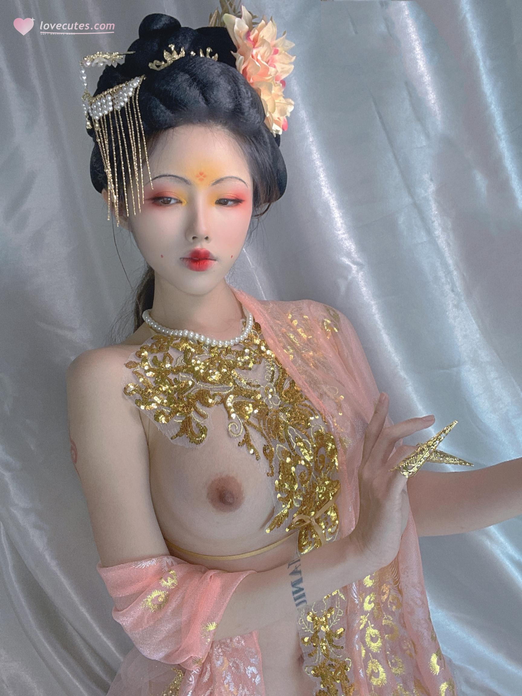 [私房] ไทเทเนียม TiTi - กุ้ยเฟย: ผ้าบางสีชมพูอ่อนกับอกเปลือยสวยงาม สไตล์โบราณ 32P