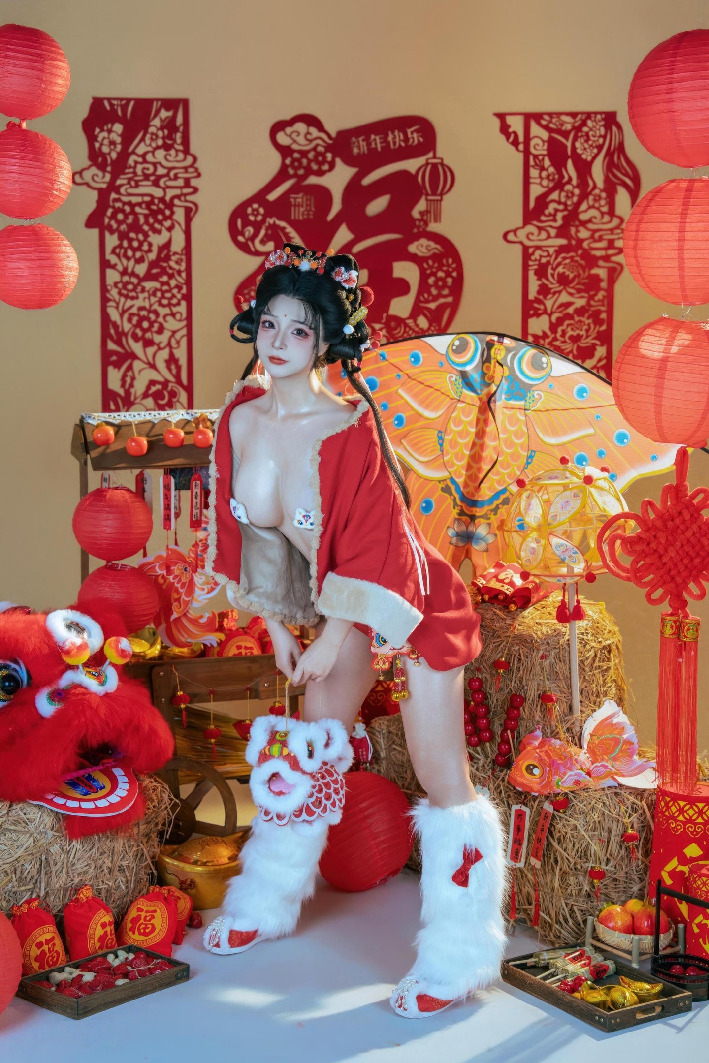 [私房] yuuhui玉汇 - 2026新春特辑 醒狮少女：新春醒狮贴纸遮点 大尺度 131P2V