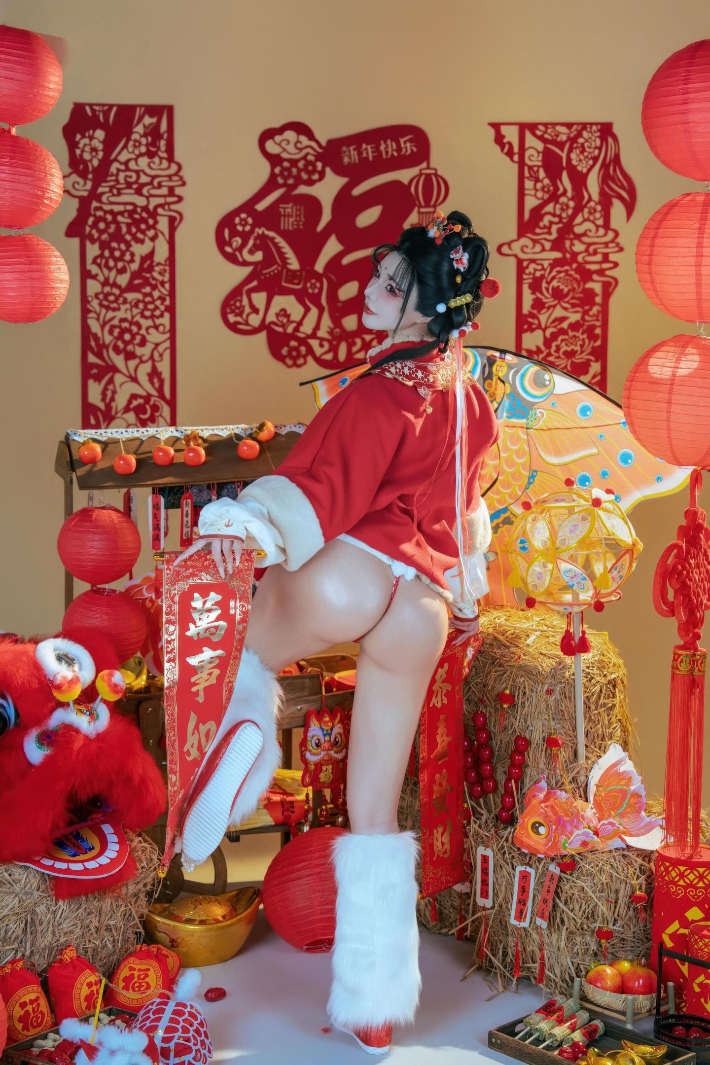 [私房] yuuhui玉汇 - 2026新春特辑 醒狮少女：新春醒狮贴纸遮点 大尺度 131P2V