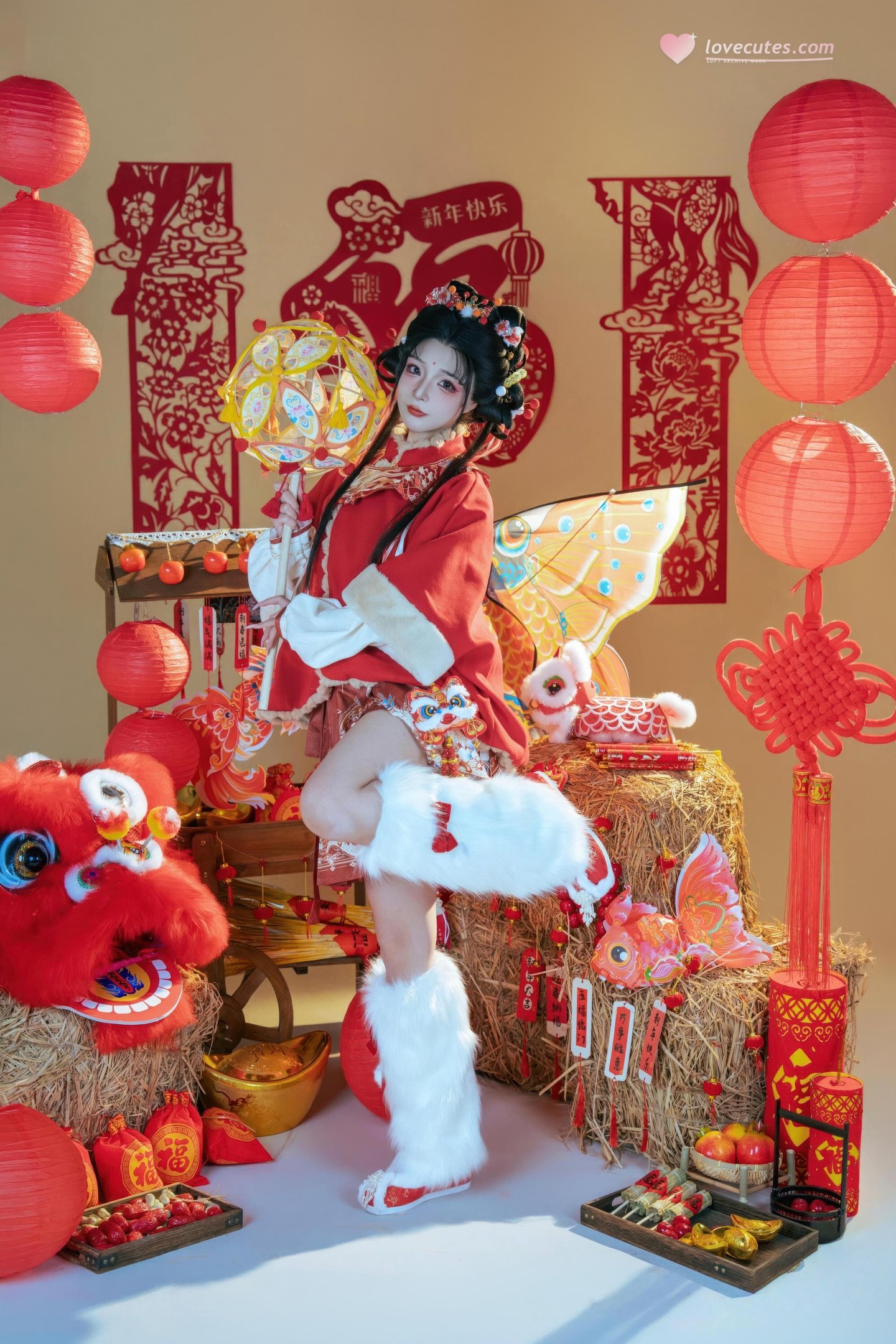 [私房] yuuhui玉匯 - 2026新春特輯 醒獅少女：新春醒獅貼紙遮點 大尺度 131P2V