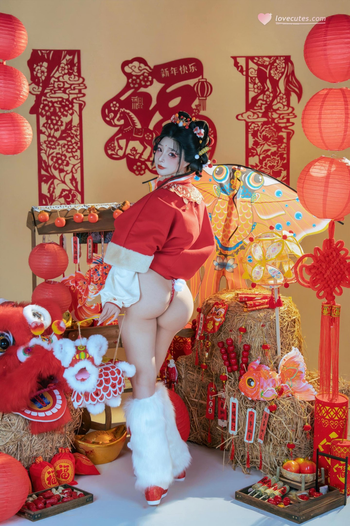 [私房] yuuhui玉汇 - 2026新春特辑 醒狮少女：新春醒狮贴纸遮点 大尺度 131P2V