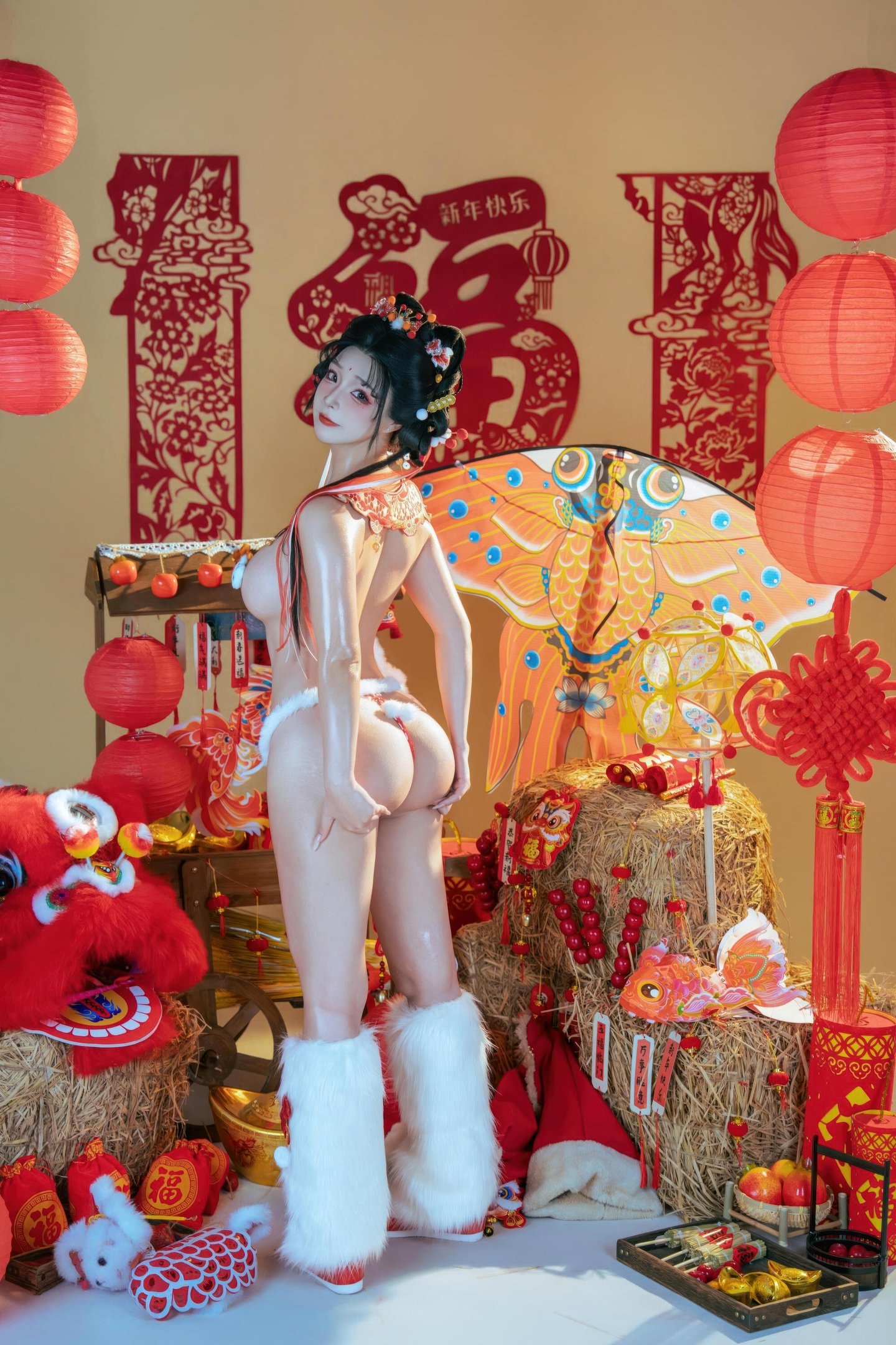 [私房] yuuhui玉汇 - 2026新春特辑 醒狮少女：新春醒狮贴纸遮点 大尺度 131P2V