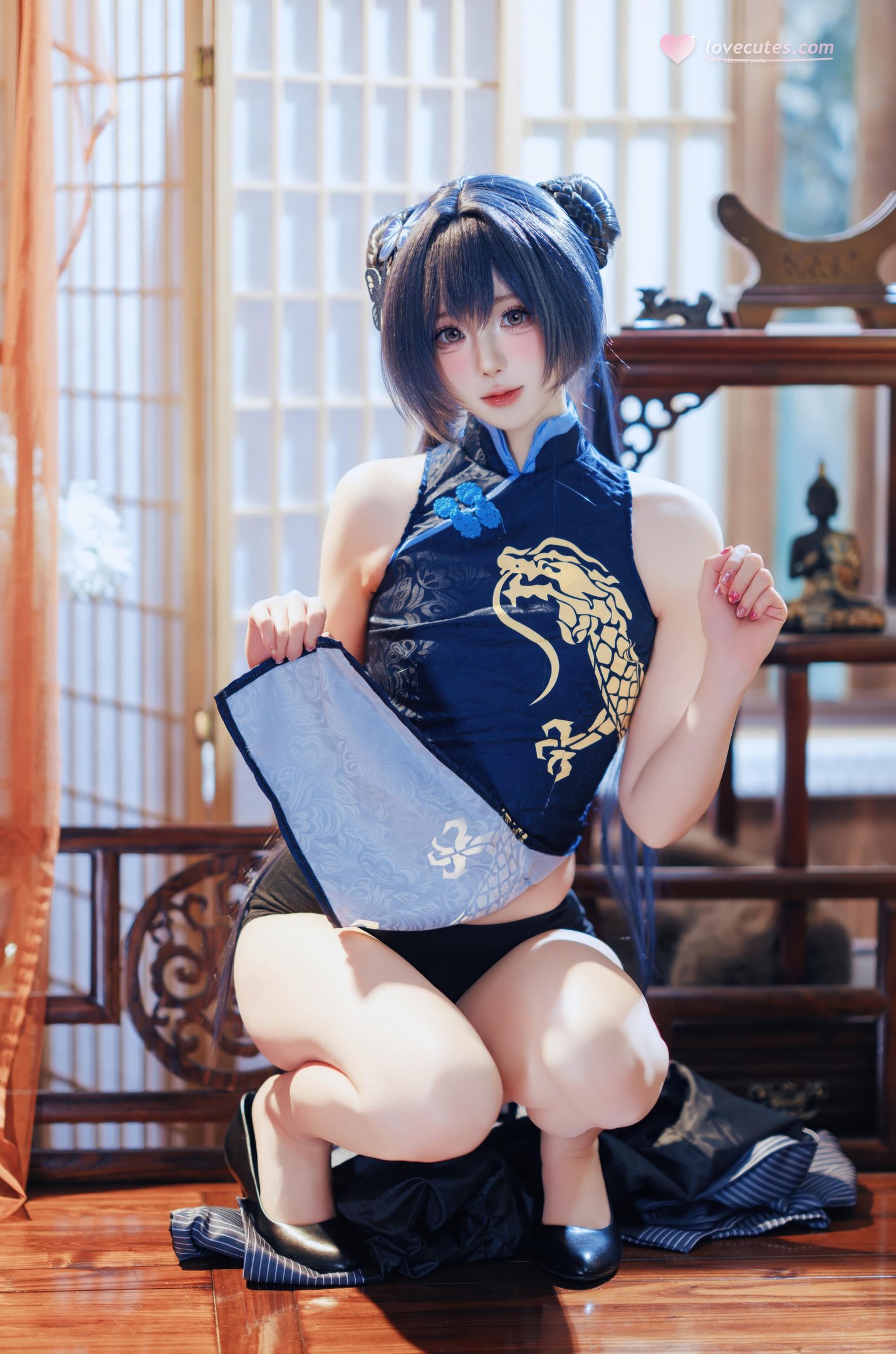 '[cosplay] Tây Viên Tự Nam Ca - Vịnh Lam Hồ Sơ Phi Tử: Sườn Xám Xanh Đen Tà Lưng, Tái Hiện Đầy Đủ 50P'