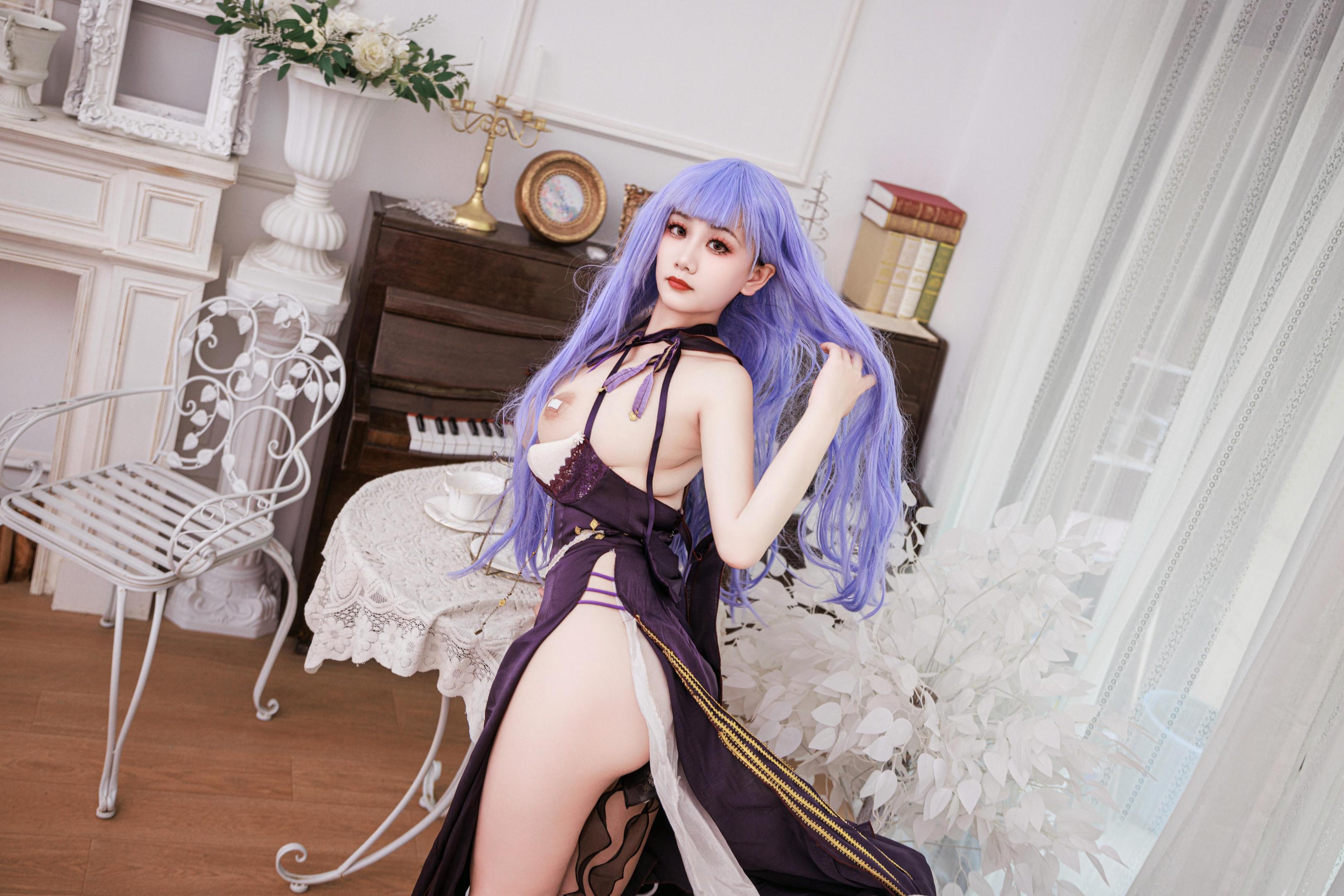 [Cosplay] A Xue Xue - Daito Dress: Purple Hair, Revealing Dress, Beautiful Legs, Character Recreation 78P