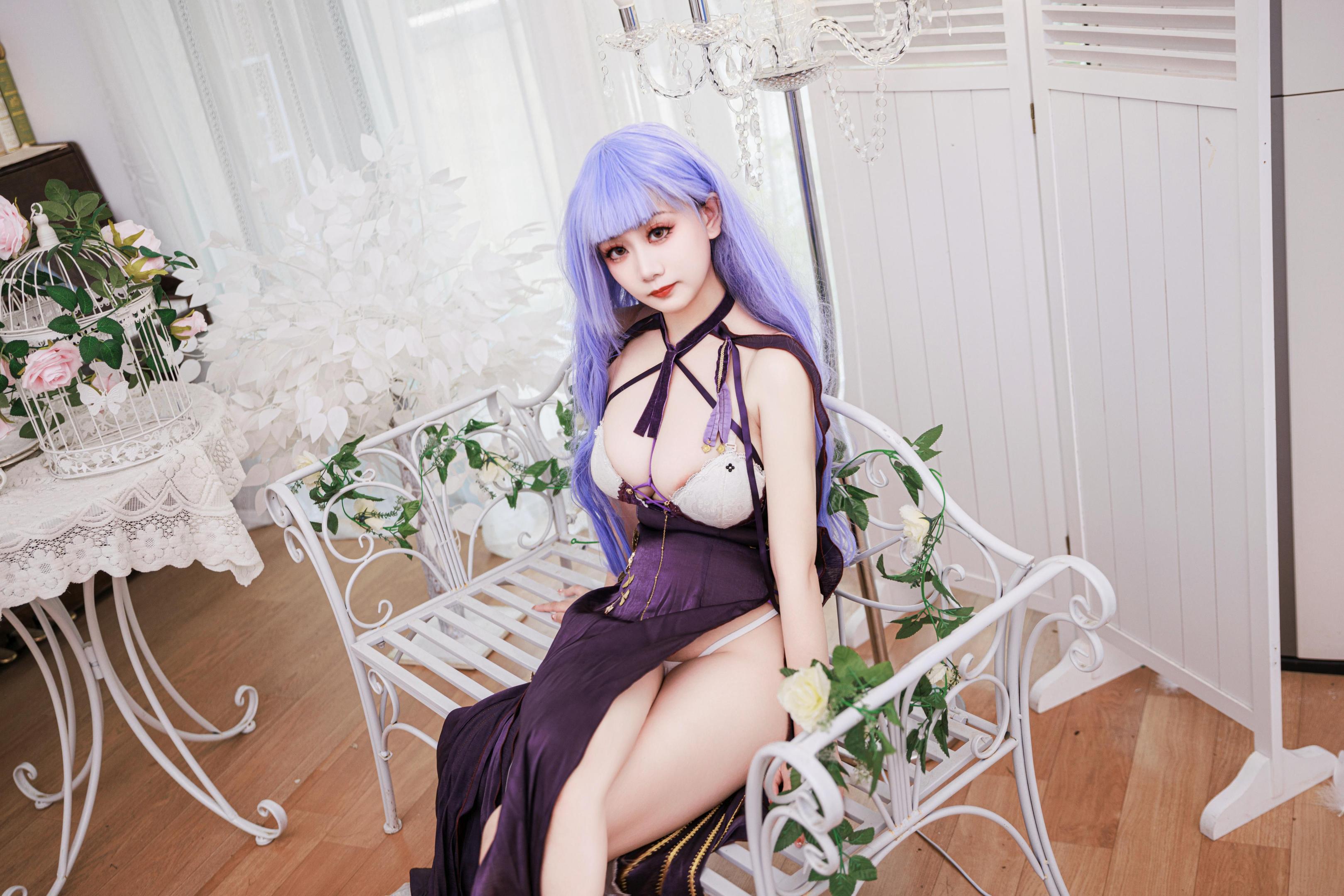 [Cosplay] A Xue Xue - Daito Dress: Purple Hair, Revealing Dress, Beautiful Legs, Character Recreation 78P
