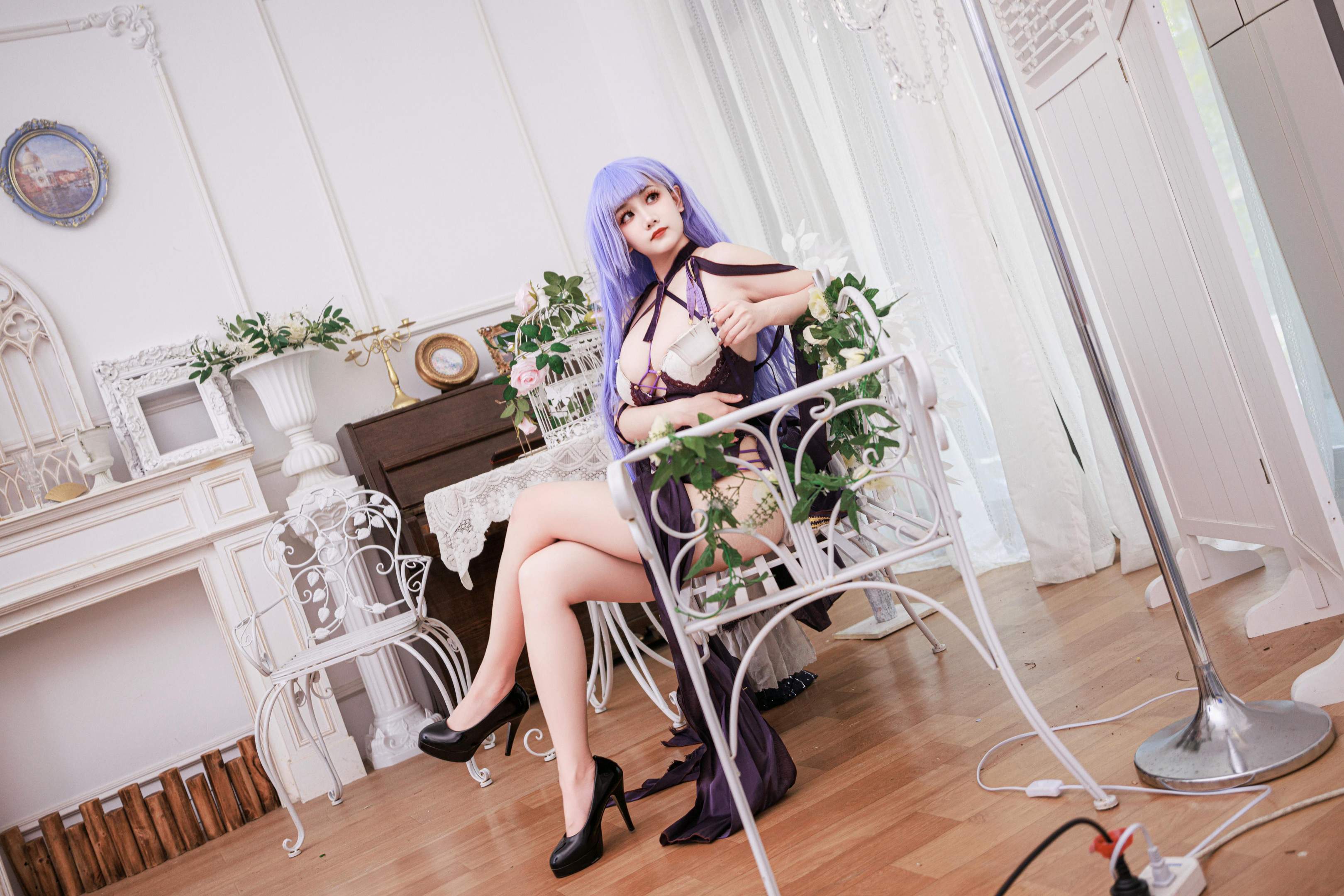 [Cosplay] A Xue Xue - Daito Dress: Purple Hair, Revealing Dress, Beautiful Legs, Character Recreation 78P