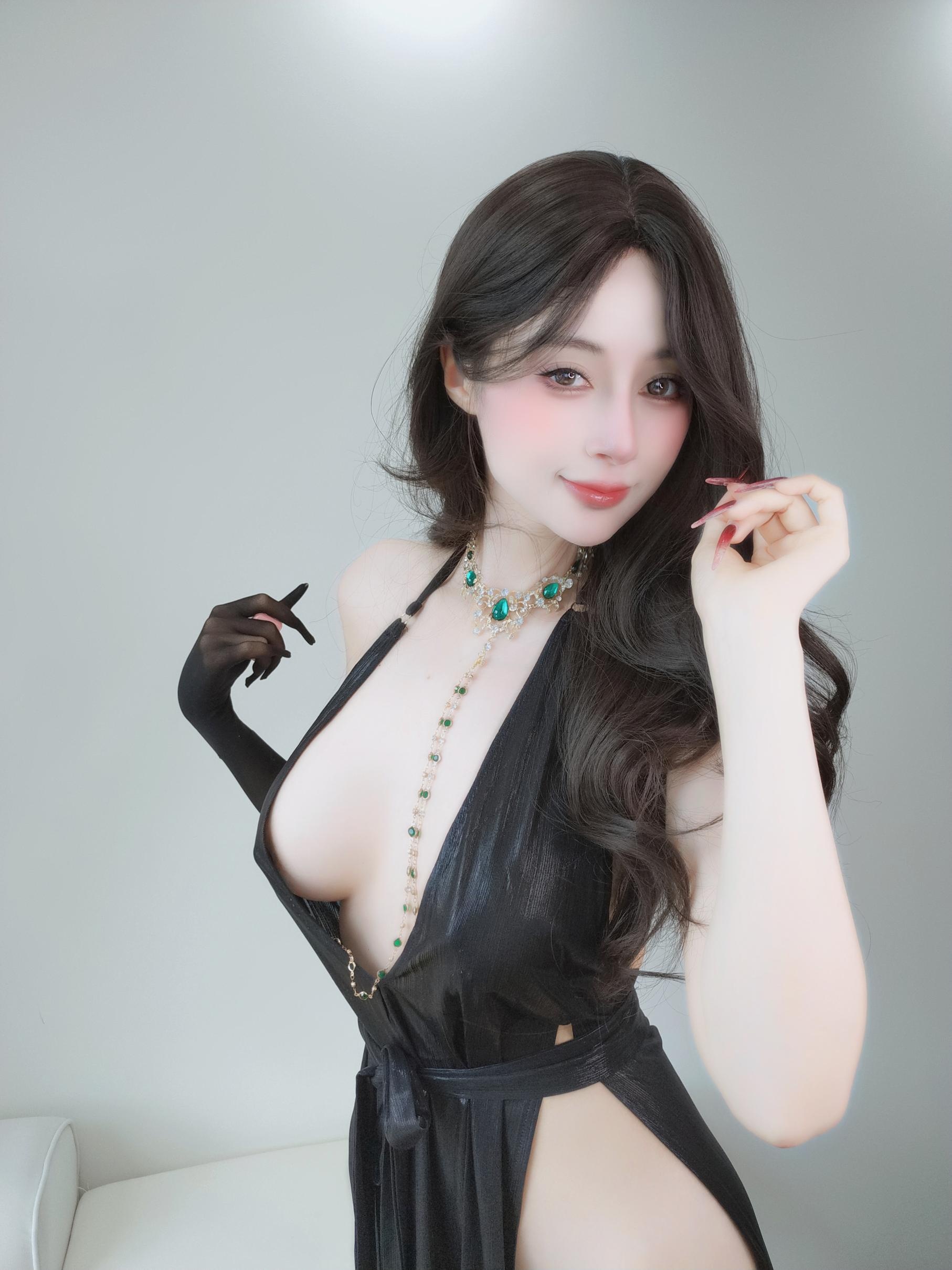 [私房] เงินขาว81 - เซลฟี่ Vol.103: เซลฟี่ลึกสีดำเปิดหน้าอก 122P8V