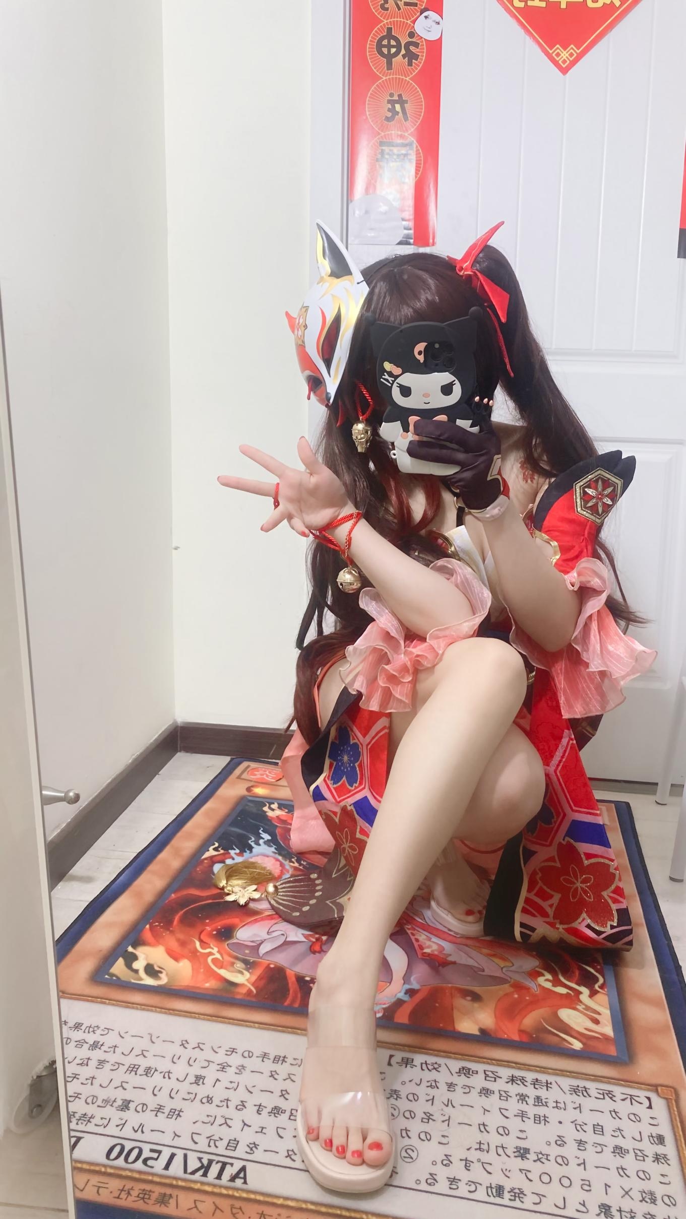 [Cosplay] Shirly - Honkai: Star Rail Fireworks: Black and White Stockings with Stunning Legs 53P3V