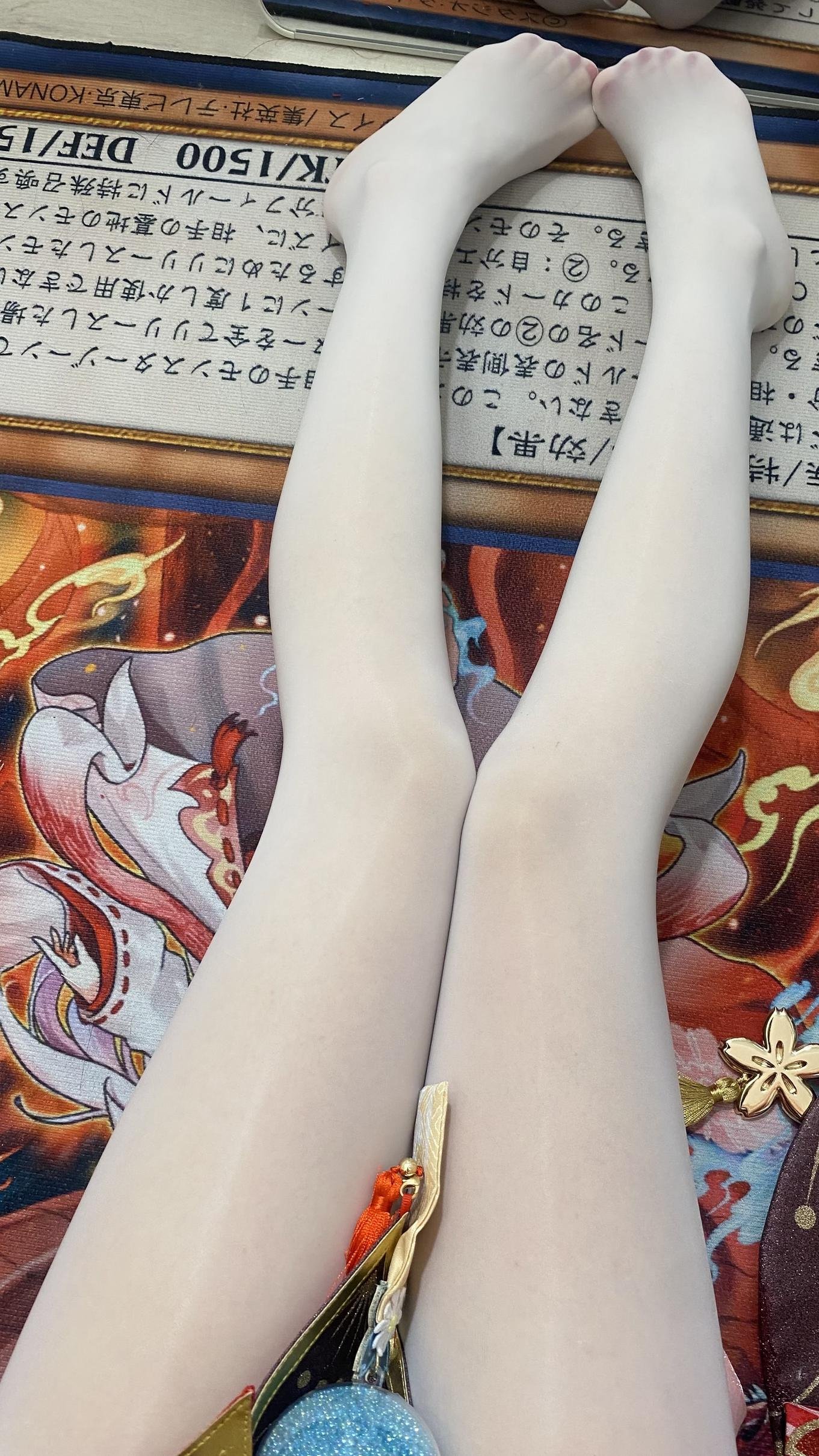 [Cosplay] Shirly - Honkai: Star Rail Fireworks: Black and White Stockings with Stunning Legs 53P3V
