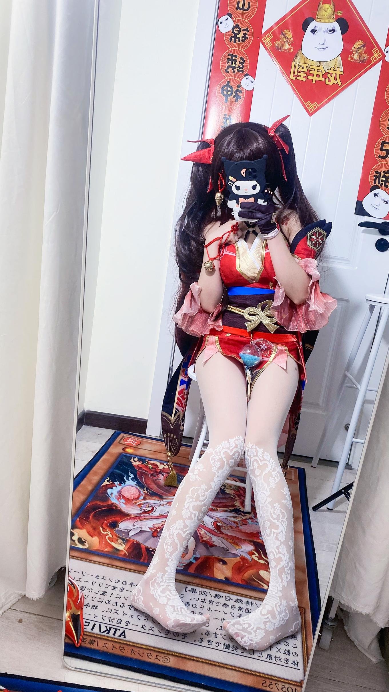 [cosplay] 白栎Shirly - 崩坏星穹铁道 花火：黑白丝袜美腿足控还原 53P3V