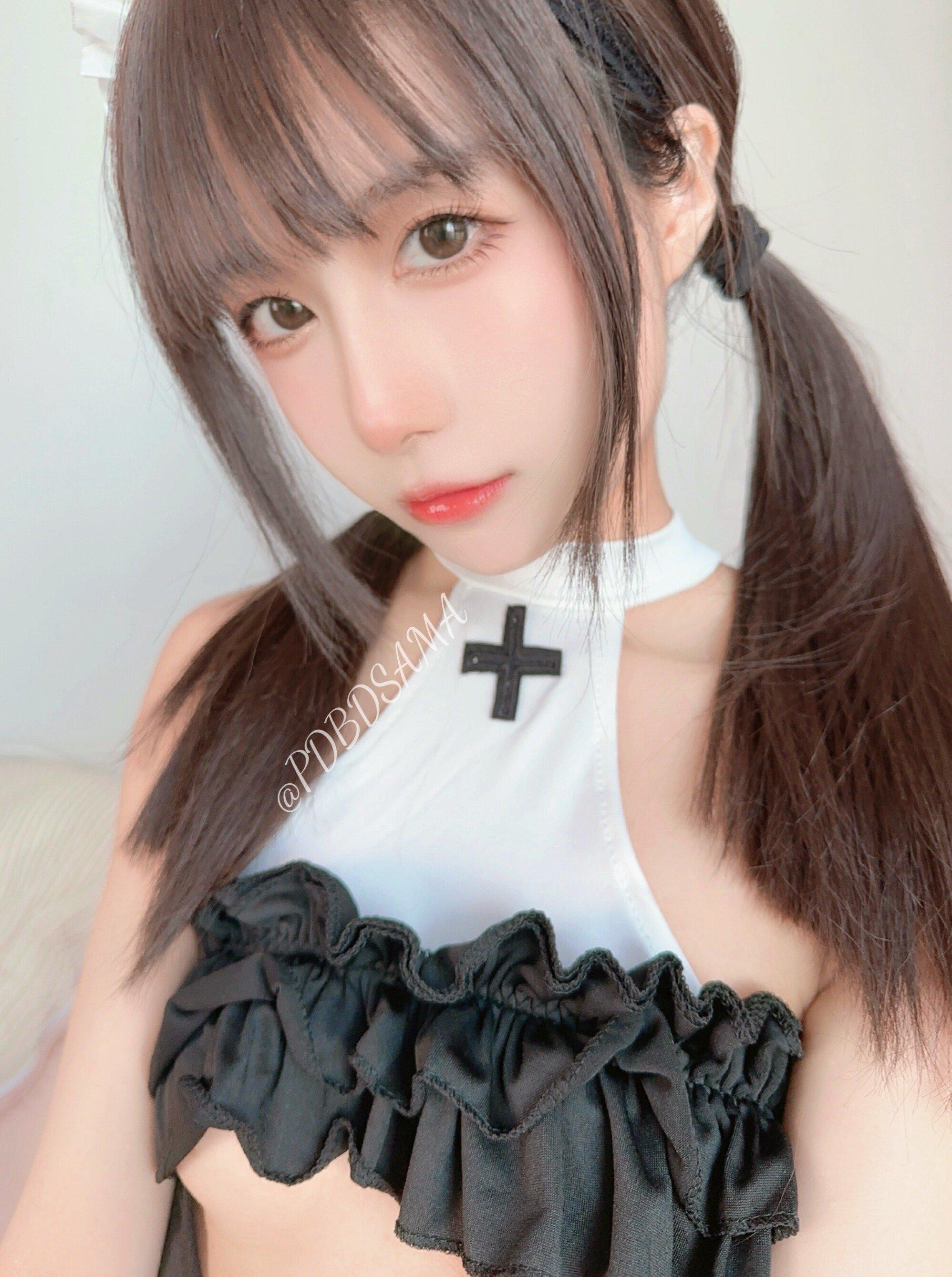 [私房] 布丁大法 - 盒装巧克力：兔女郎黑丝美臀大尺度私房 97P6V