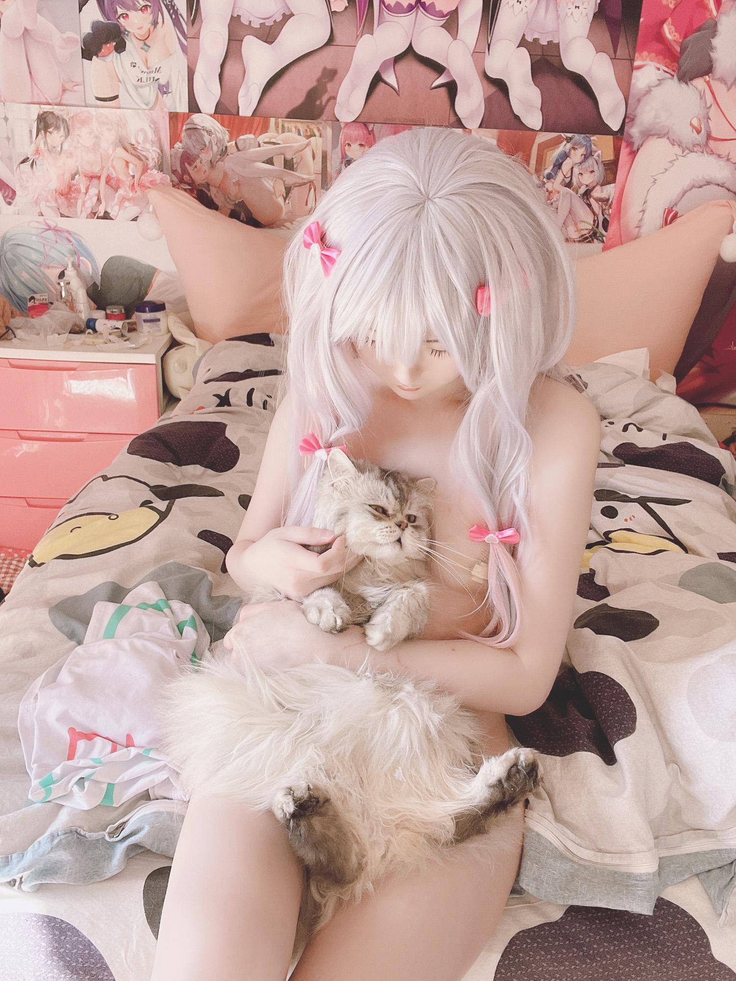 【Cosplay】習呆呆 - 和泉紗霧：粉色睡衣露點大尺度還原 64P1V