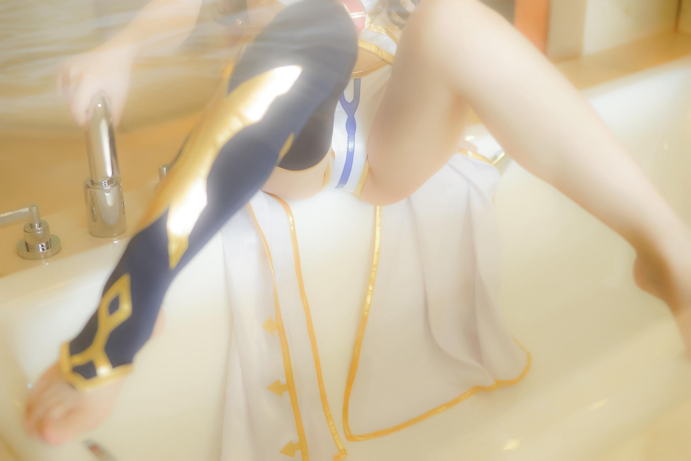 '[cosplay] Thiếu Nữ Điện Ảnh - Fate Ishtar: Tái Hiện Nhân Vật Đầy Đủ 69P'