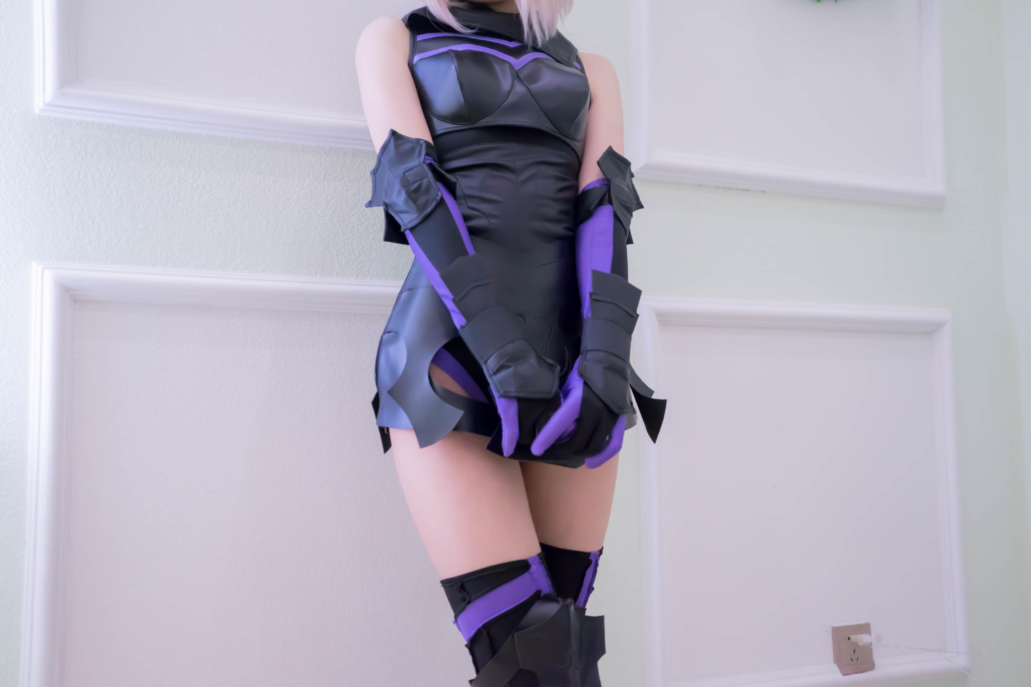 [cosplay] 少女映画 - Fate 玛修 战斗服：大尺度角色还原 111P