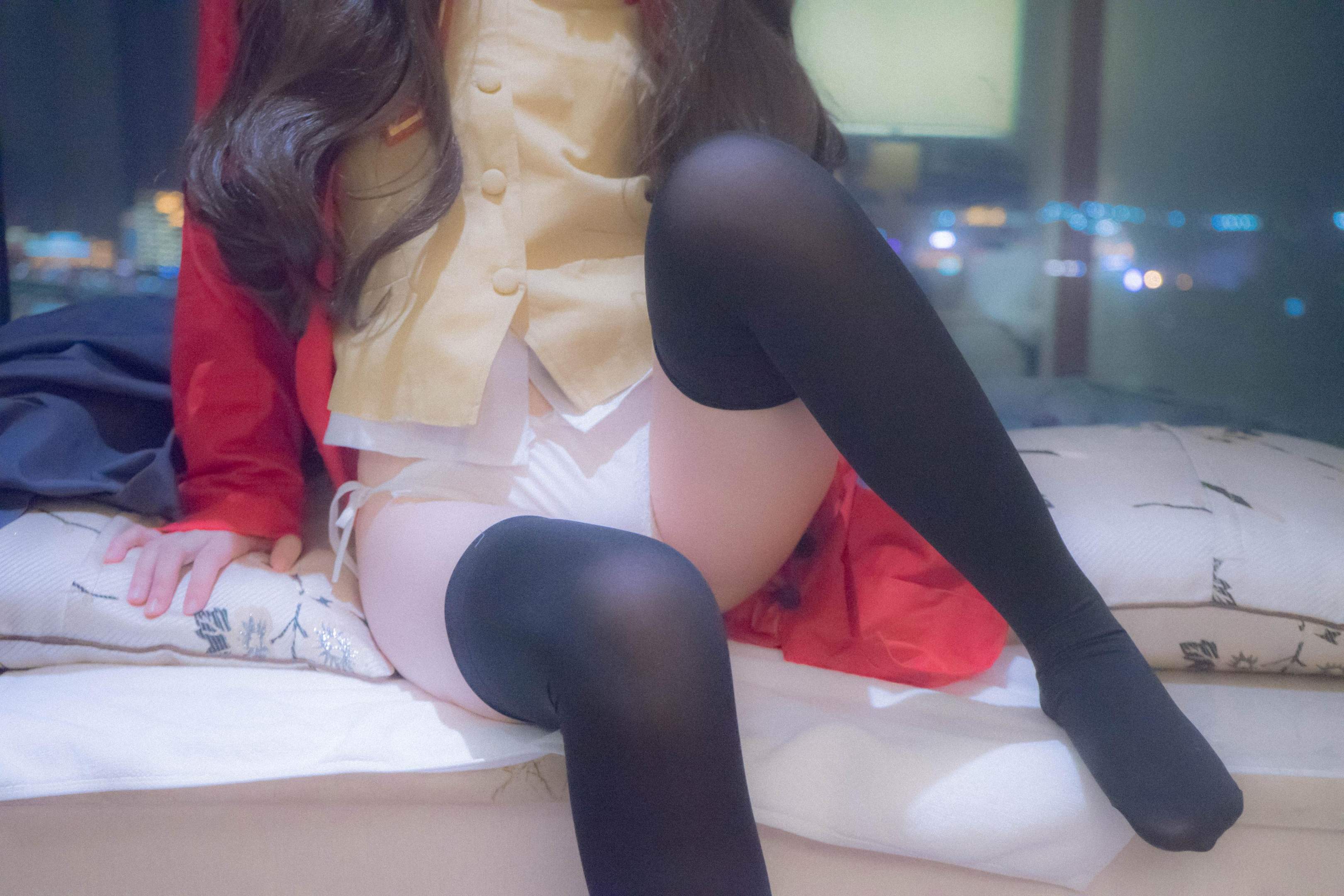 '[cosplay] Thiếu Nữ Điện Ảnh - Fate T远坂凛: Phục Hồi Nhân Vật Đầy Đủ 72P'