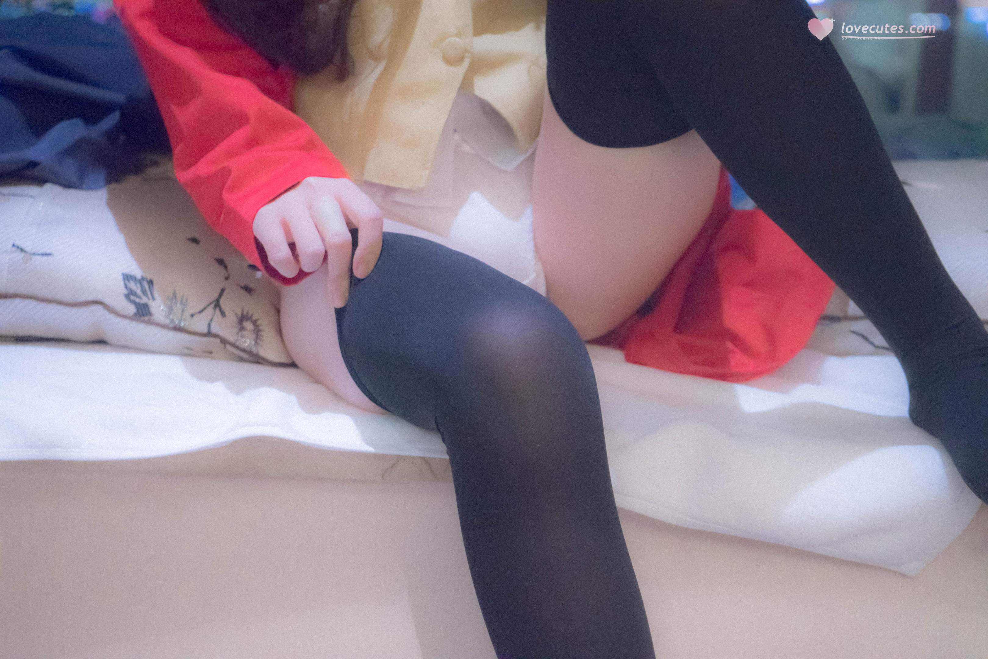 '[cosplay] Thiếu Nữ Điện Ảnh - Fate T远坂凛: Phục Hồi Nhân Vật Đầy Đủ 72P'