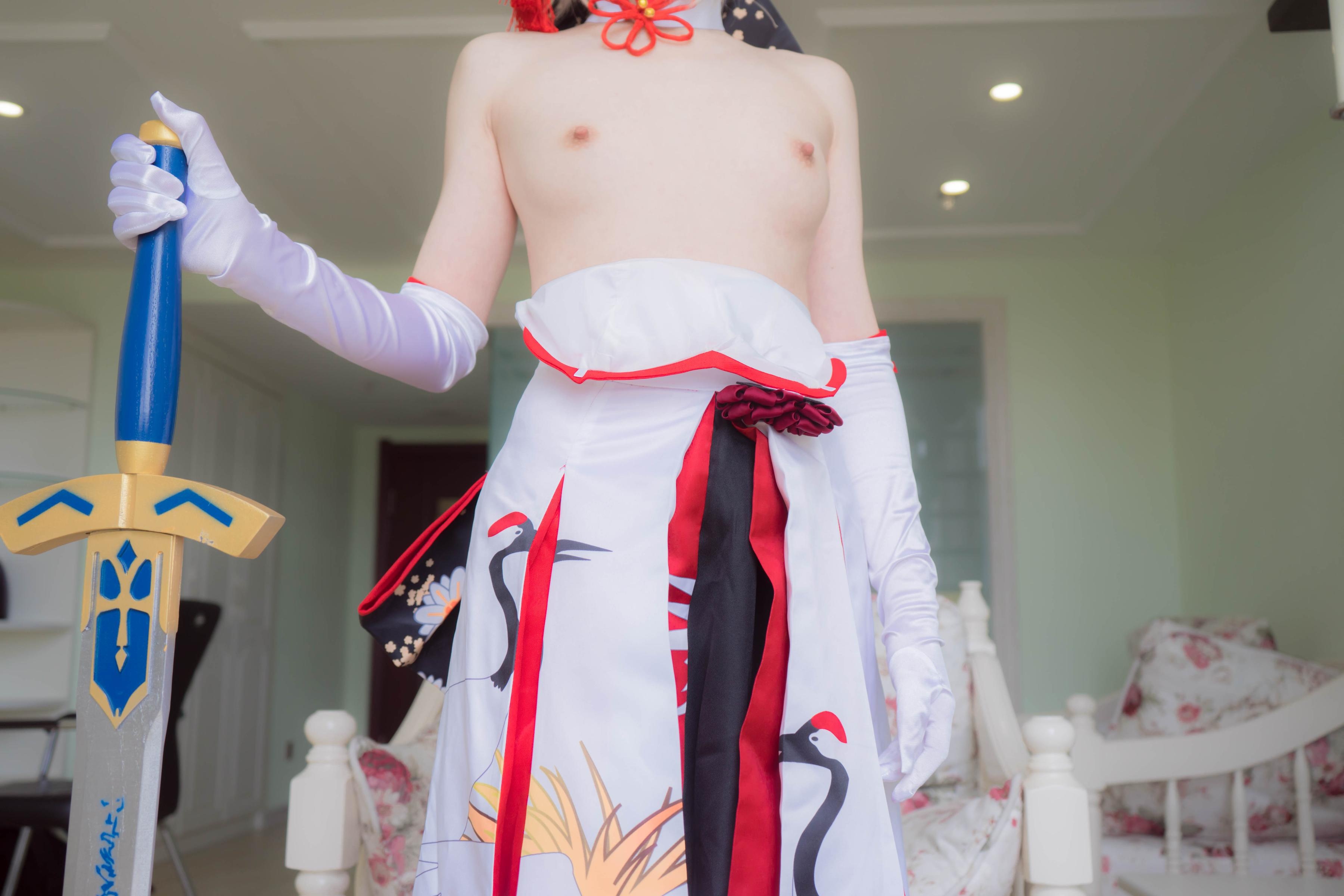 【コスプレ】少女映画 - Fate Saber 仙鶴礼服：大迫力キャラクター再現 75P