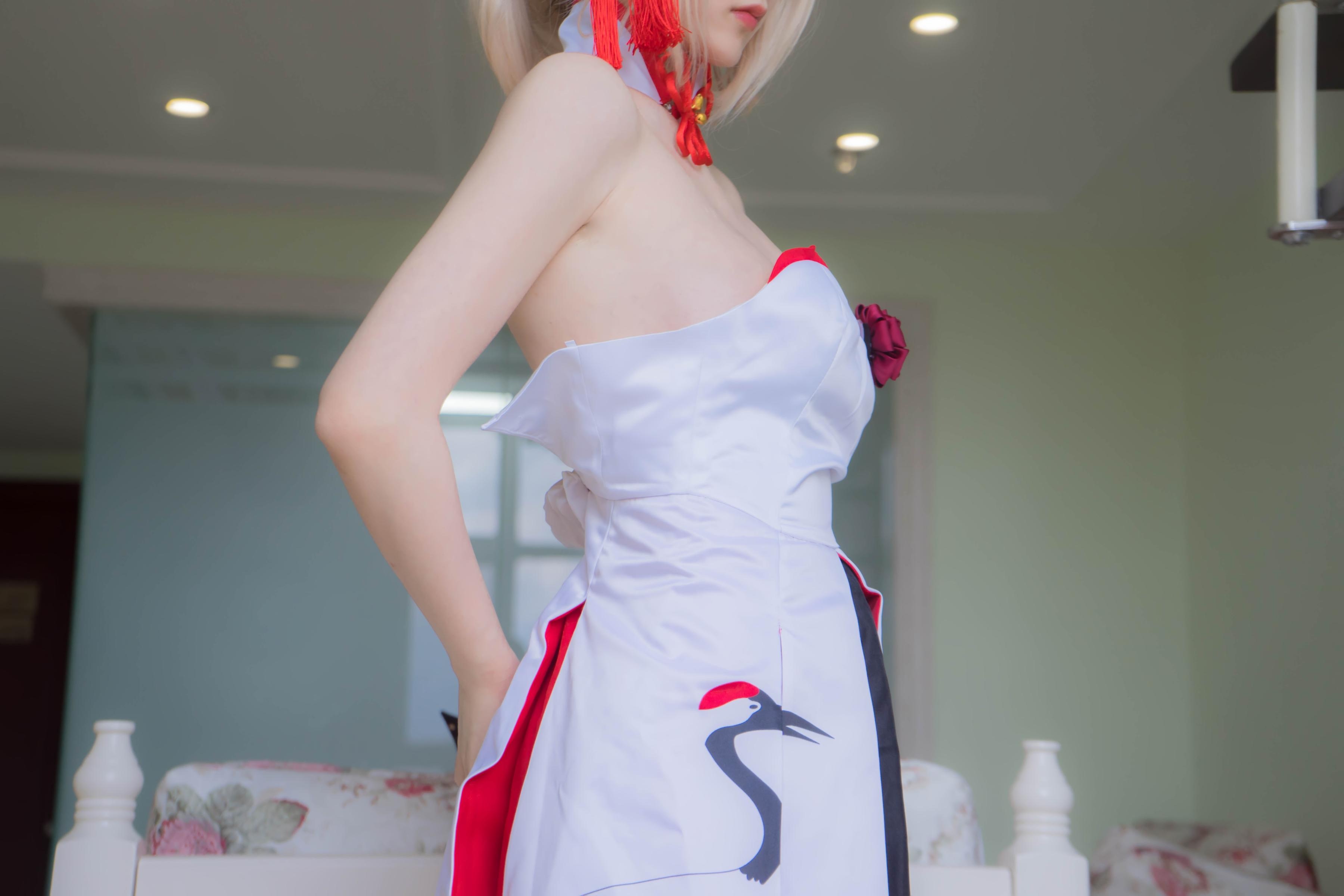 【コスプレ】少女映画 - Fate Saber 仙鶴礼服：大迫力キャラクター再現 75P