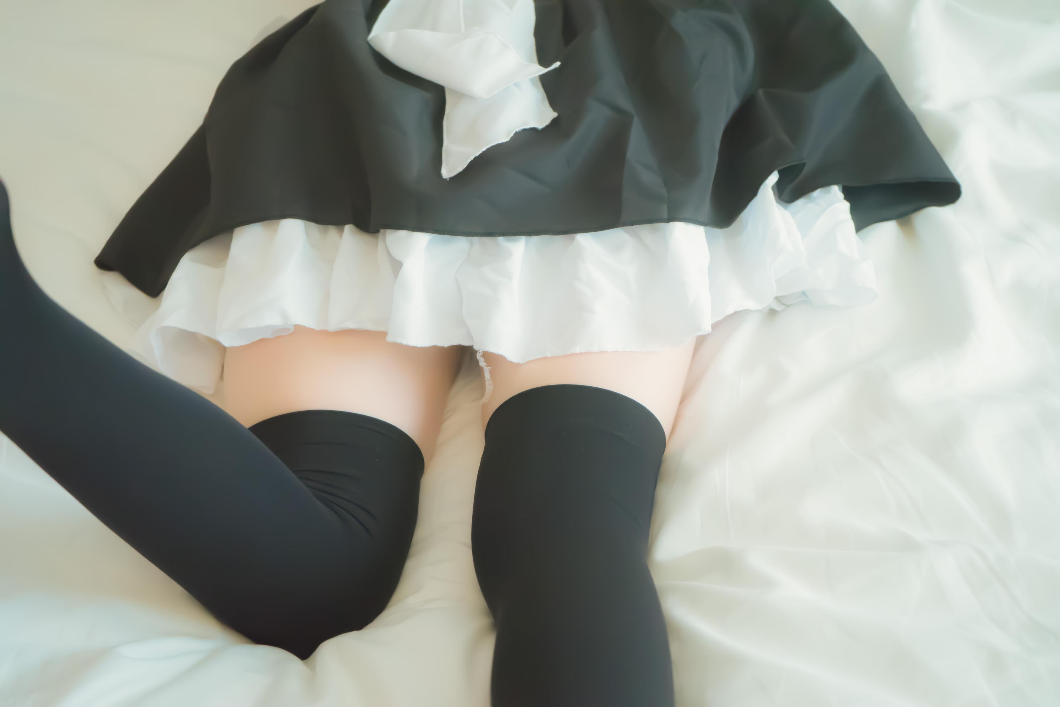 [Cosplay] Girl Movie - Fate Saber Maid: High-Scale Character Recreation 107P