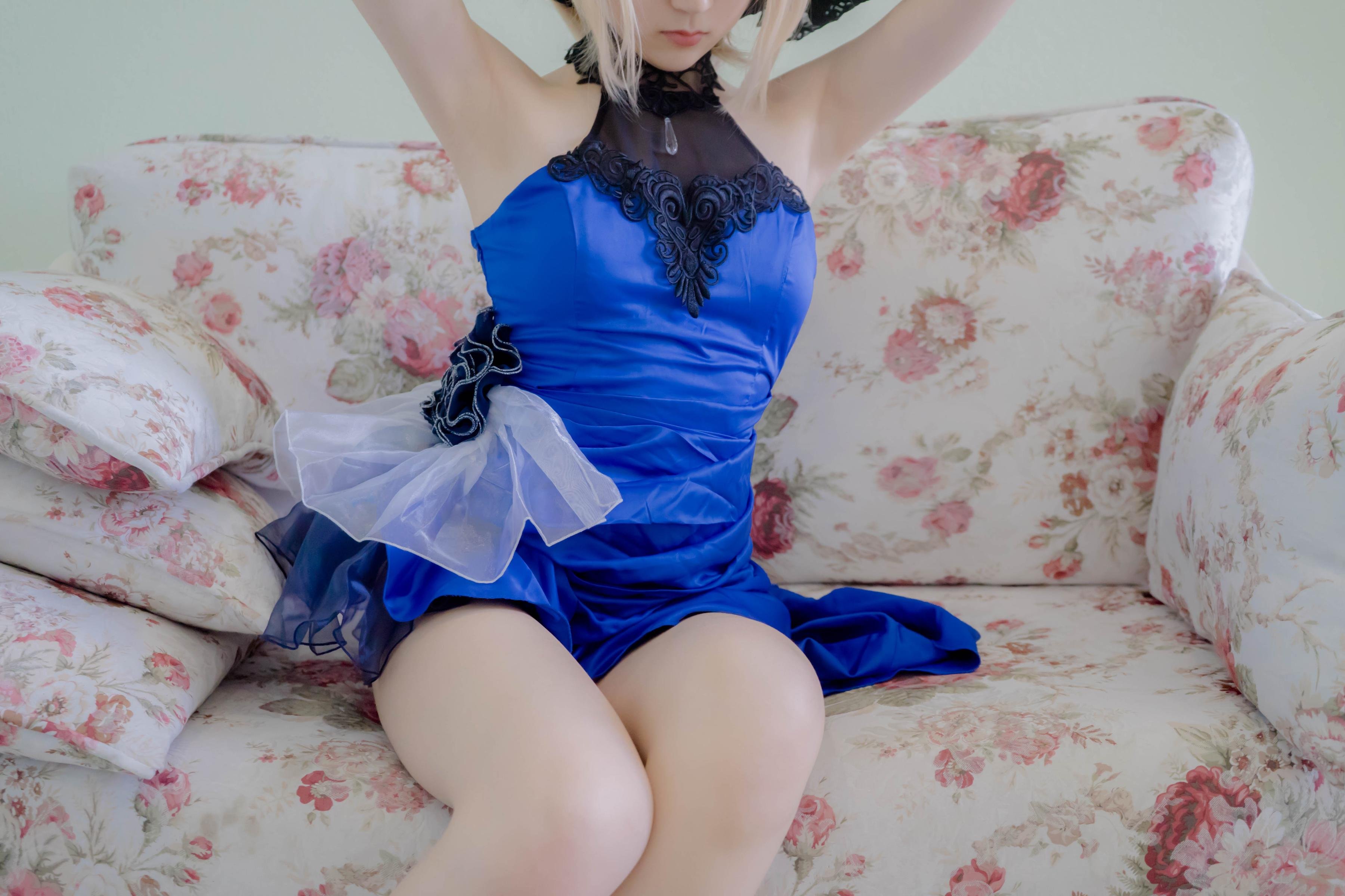 [cosplay] 少女映画 - Fate Saber 蓝色礼服：大尺度角色还原 93P