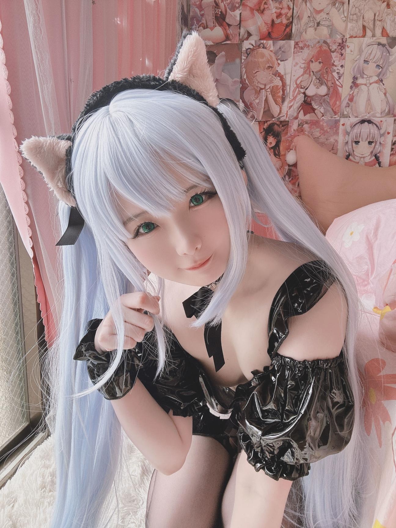 【Cosplay】習呆呆 - ジェーナス：貓耳薄紗黑絲大尺度還原 24P2V