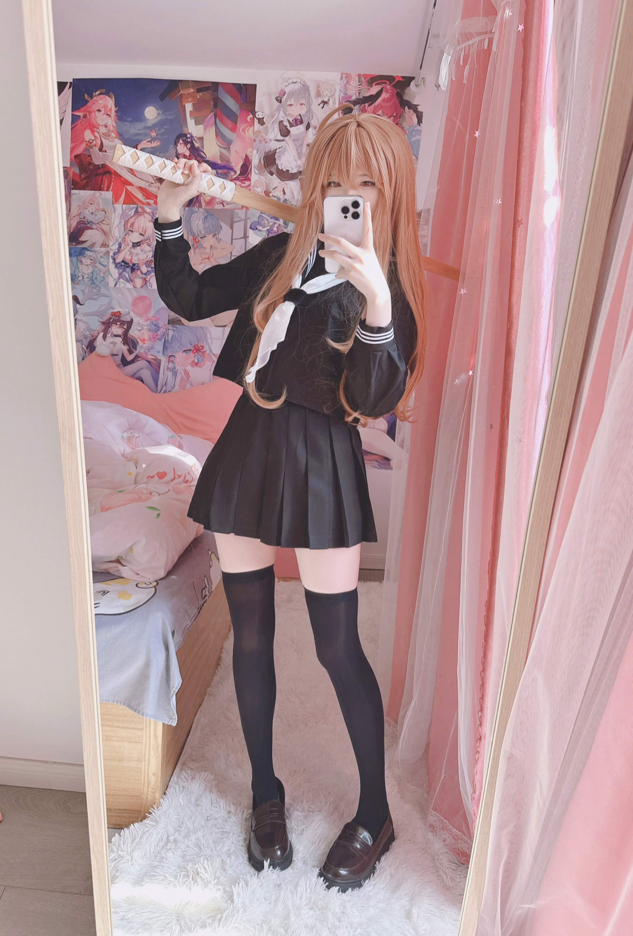 [Cosplay] Shy Daze - Taiga Aisaka: Bold Uniform and Black Stockings 20P1V