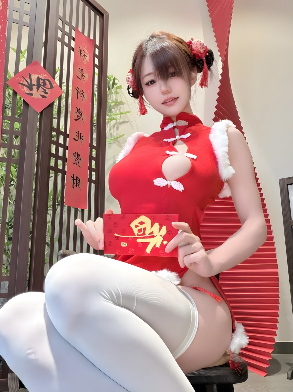 [私房] 小仓千代w - Fantia 2026年02月订阅：大尺度私房内容合集 131P