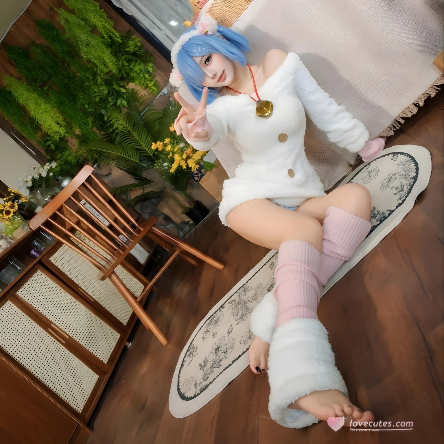 '[私房] CatDemon喵崽 - 주인을 기다리는 작은 양: 토끼 귀 미니스커트, 아름다운 다리와 엉덩이 95P21V'