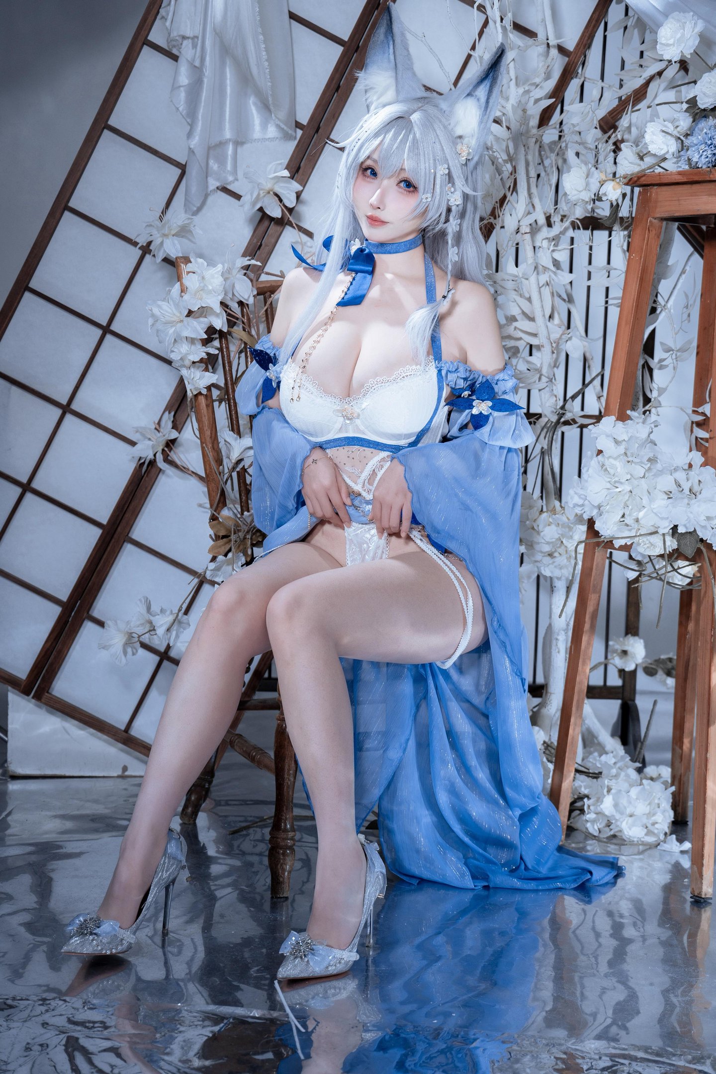 '[cosplay] rioko凉凉子 - 信浓水夏: Tai cáo trắng xanh, ngực đẹp, chân dài - 37P'