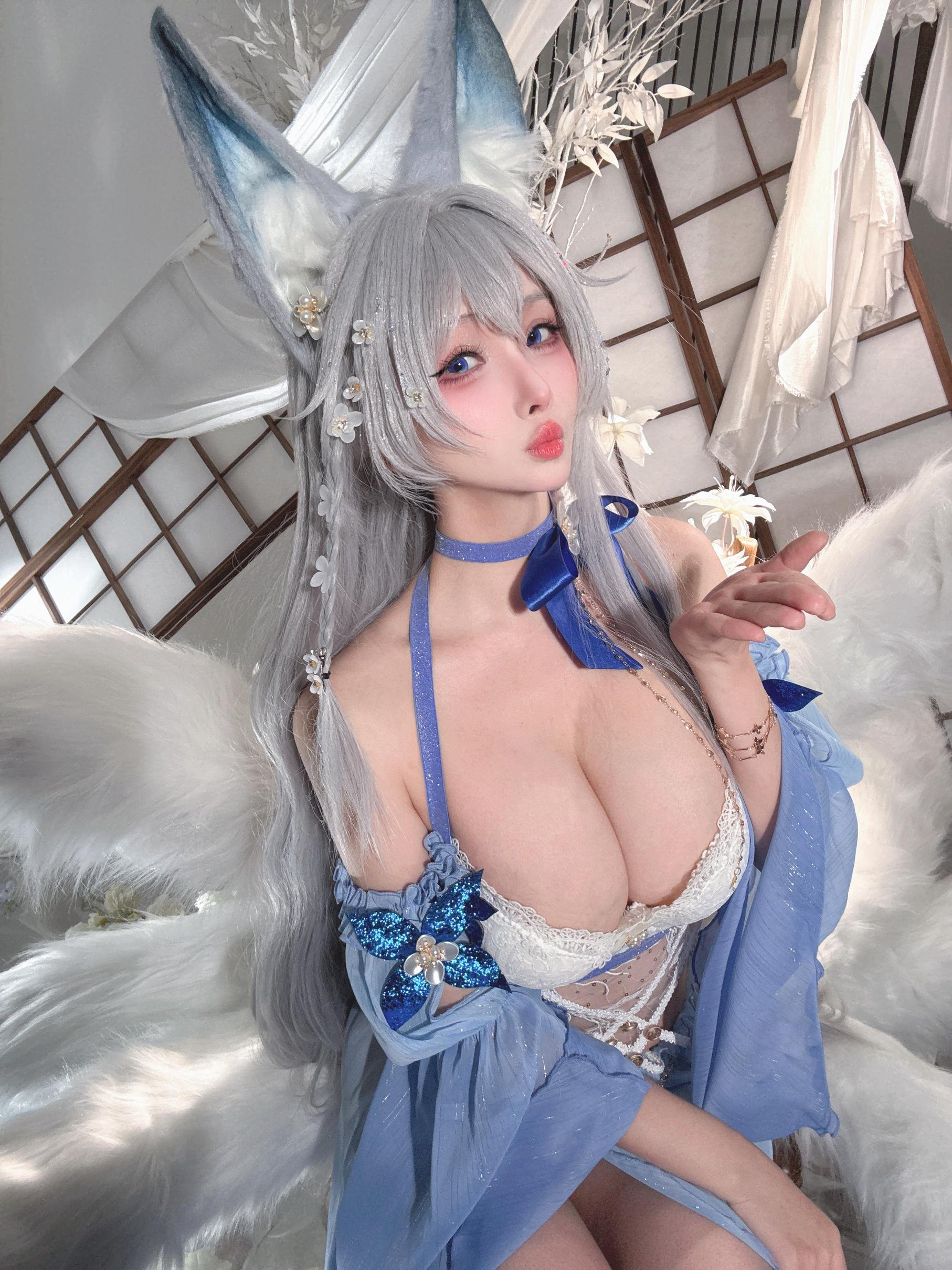 '[cosplay] rioko凉凉子 - 信浓水夏: Tai cáo trắng xanh, ngực đẹp, chân dài - 37P'