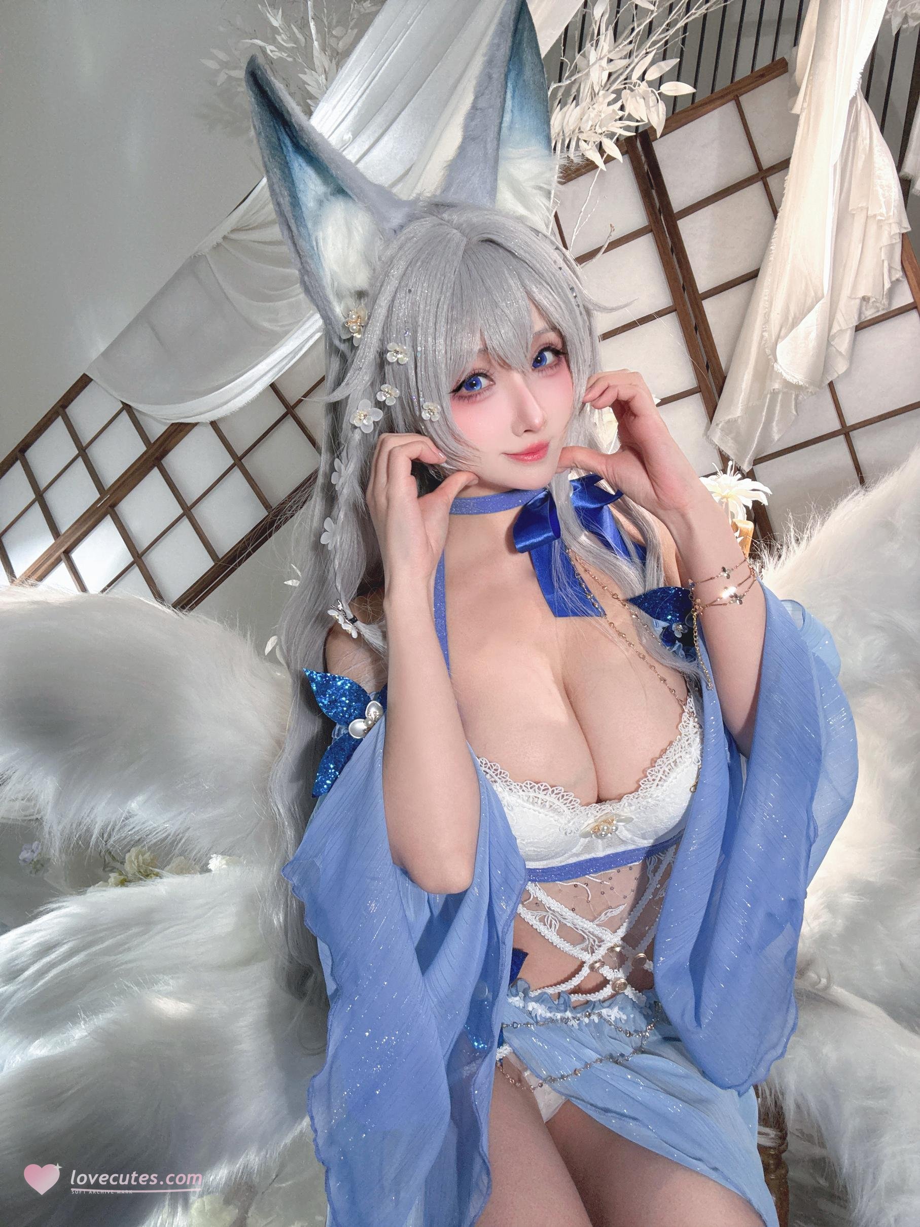 '[cosplay] rioko凉凉子 - 信浓水夏: Tai cáo trắng xanh, ngực đẹp, chân dài - 37P'