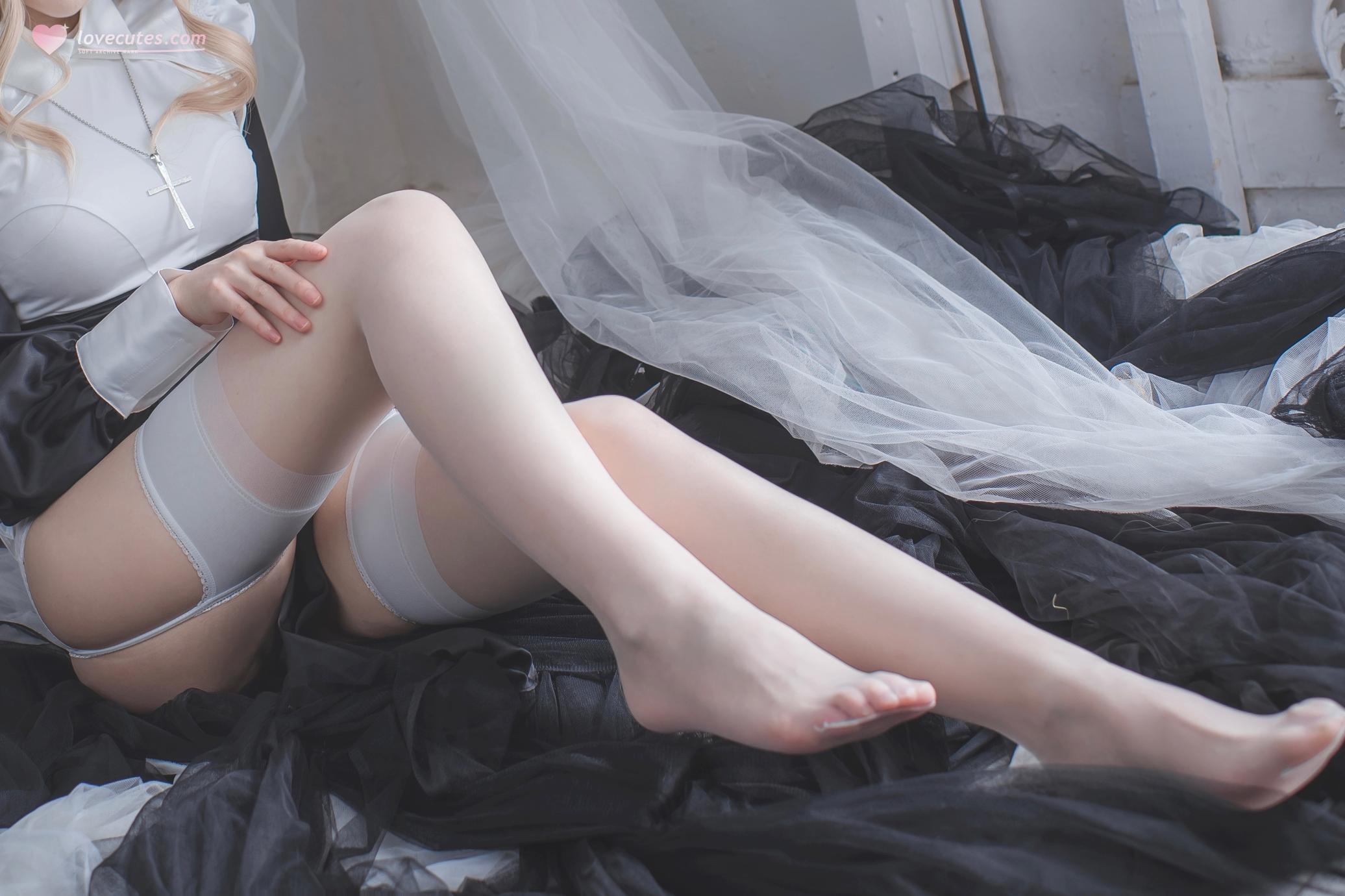 [寫真] 桃瀬衣衣 - 修女：白絲修女蕾絲內衣寫真 59P3V