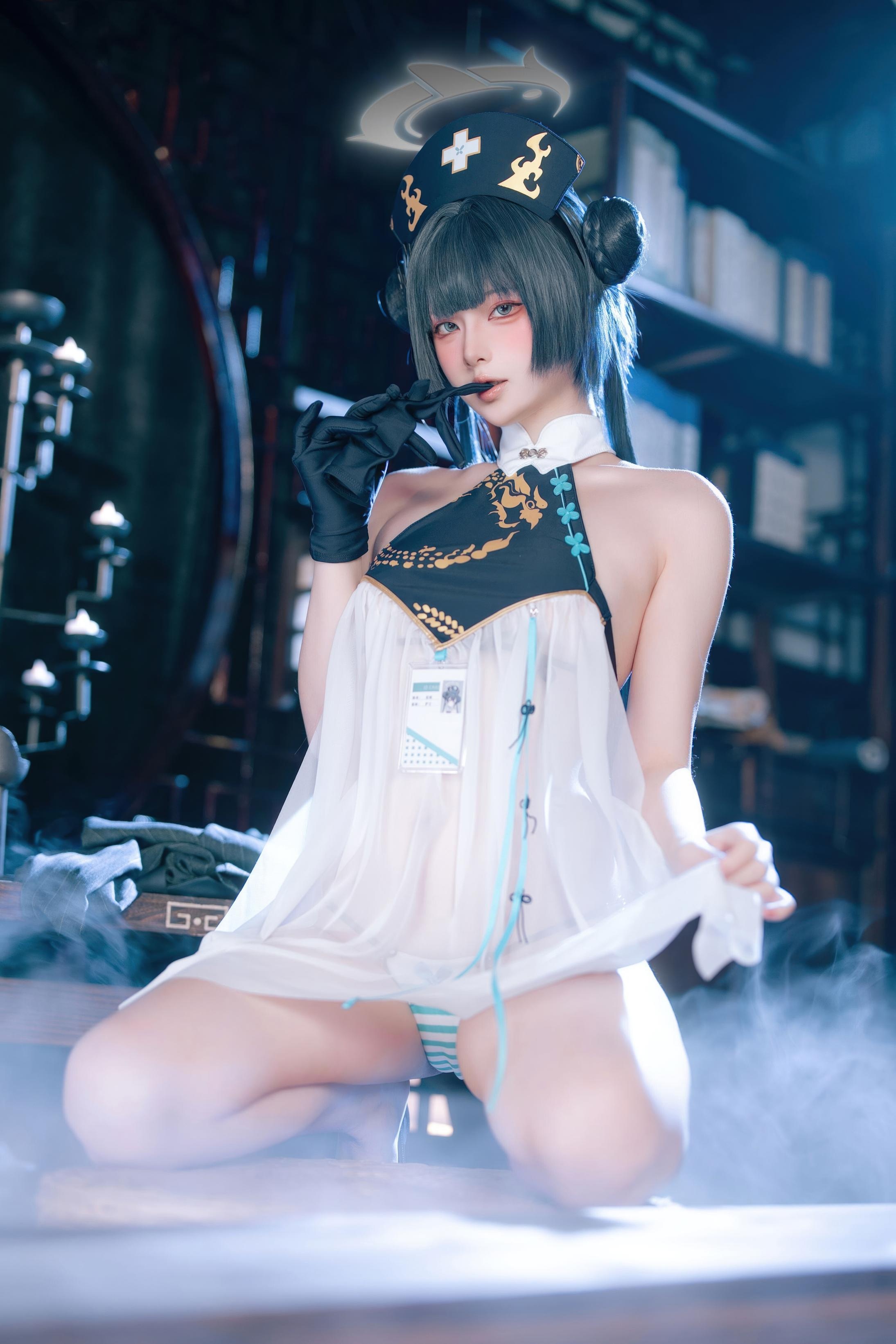 '[cosplay] 屿鱼 - 蔚蓝档案: Nhân vật fanart Fei Sak - Y tá xinh đẹp với chân dài và vòng ba quyến rũ 65P'