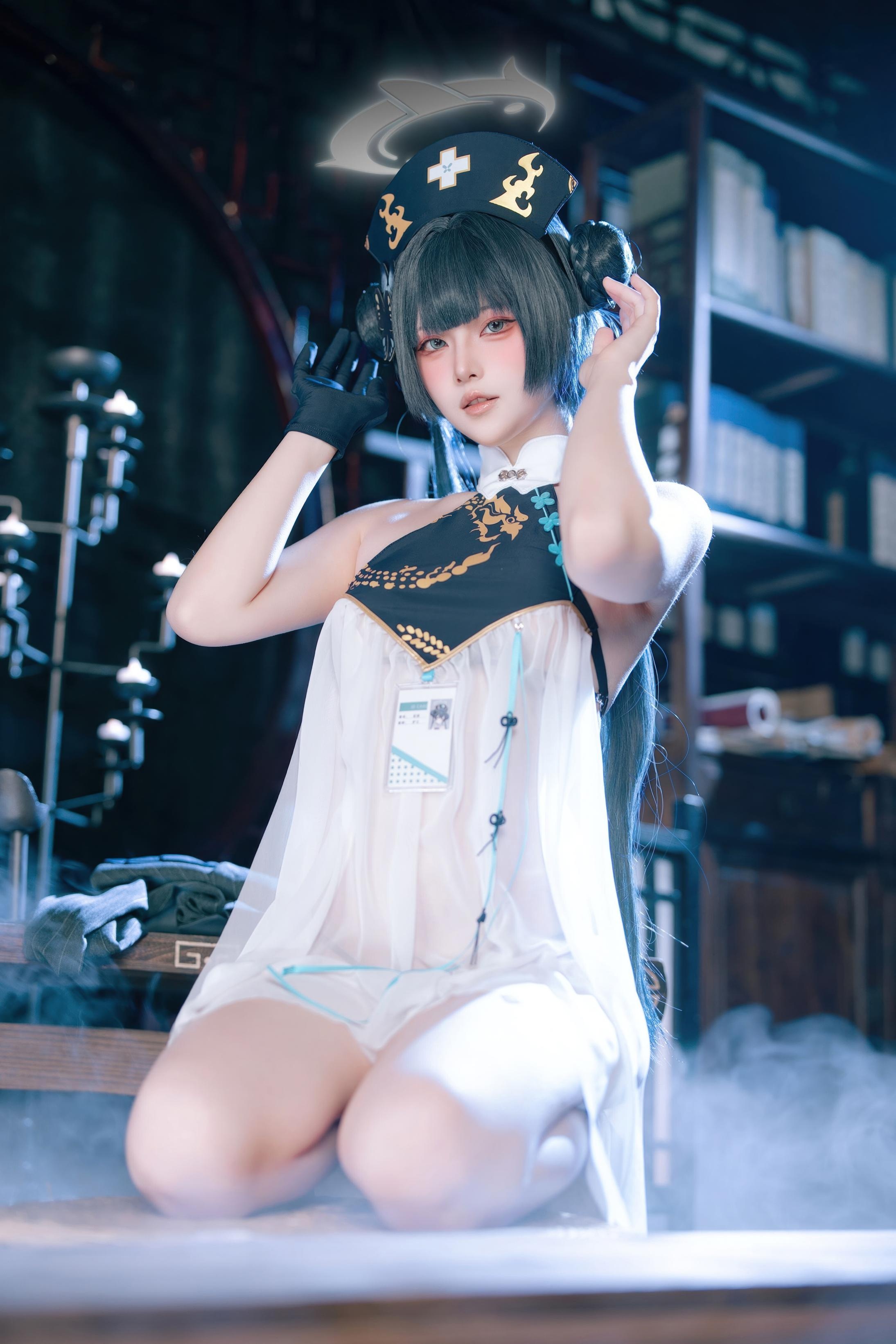 '[cosplay] 屿鱼 - 蔚蓝档案: Nhân vật fanart Fei Sak - Y tá xinh đẹp với chân dài và vòng ba quyến rũ 65P'