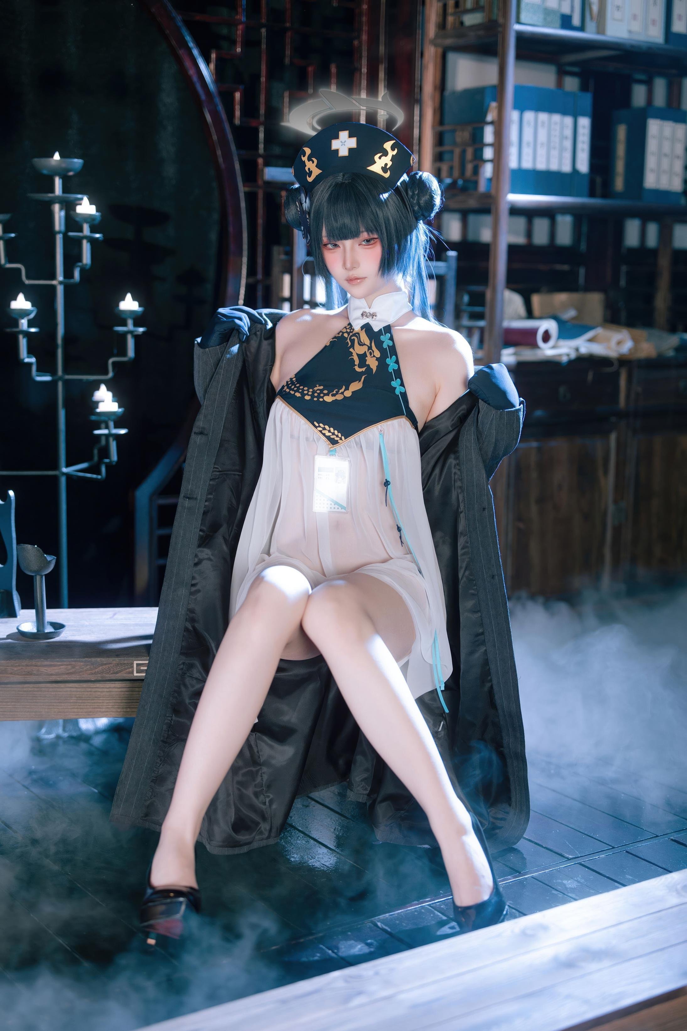 [cosplay] 屿鱼 - 蔚蓝档案 妃咲同人护士：护士装美腿翘臀还原 65P